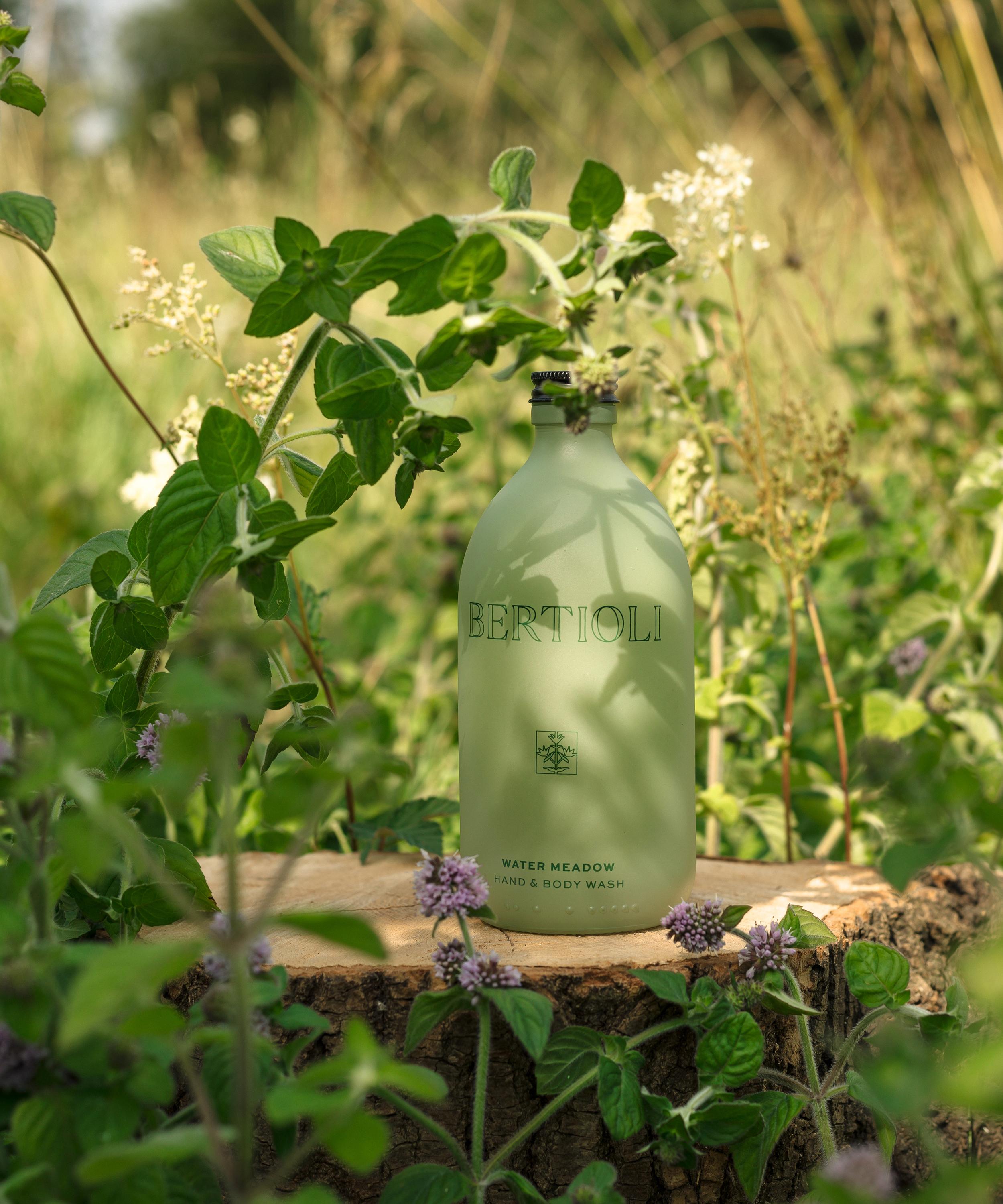 Thyme and Bertioli - Water Meadow Hand and Body Wash 500ml image number 2