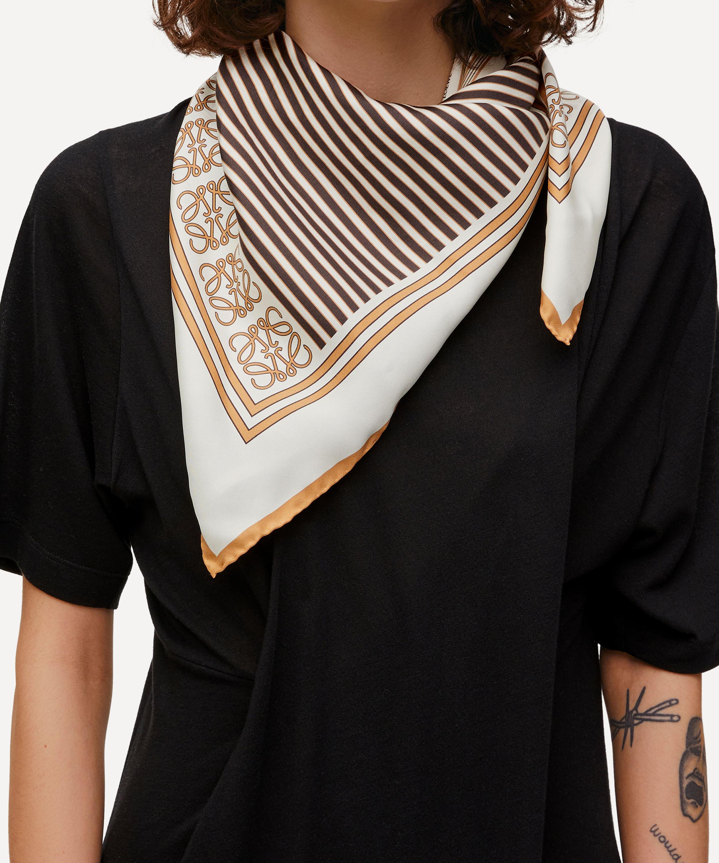 LOEWE good SILK SCARF