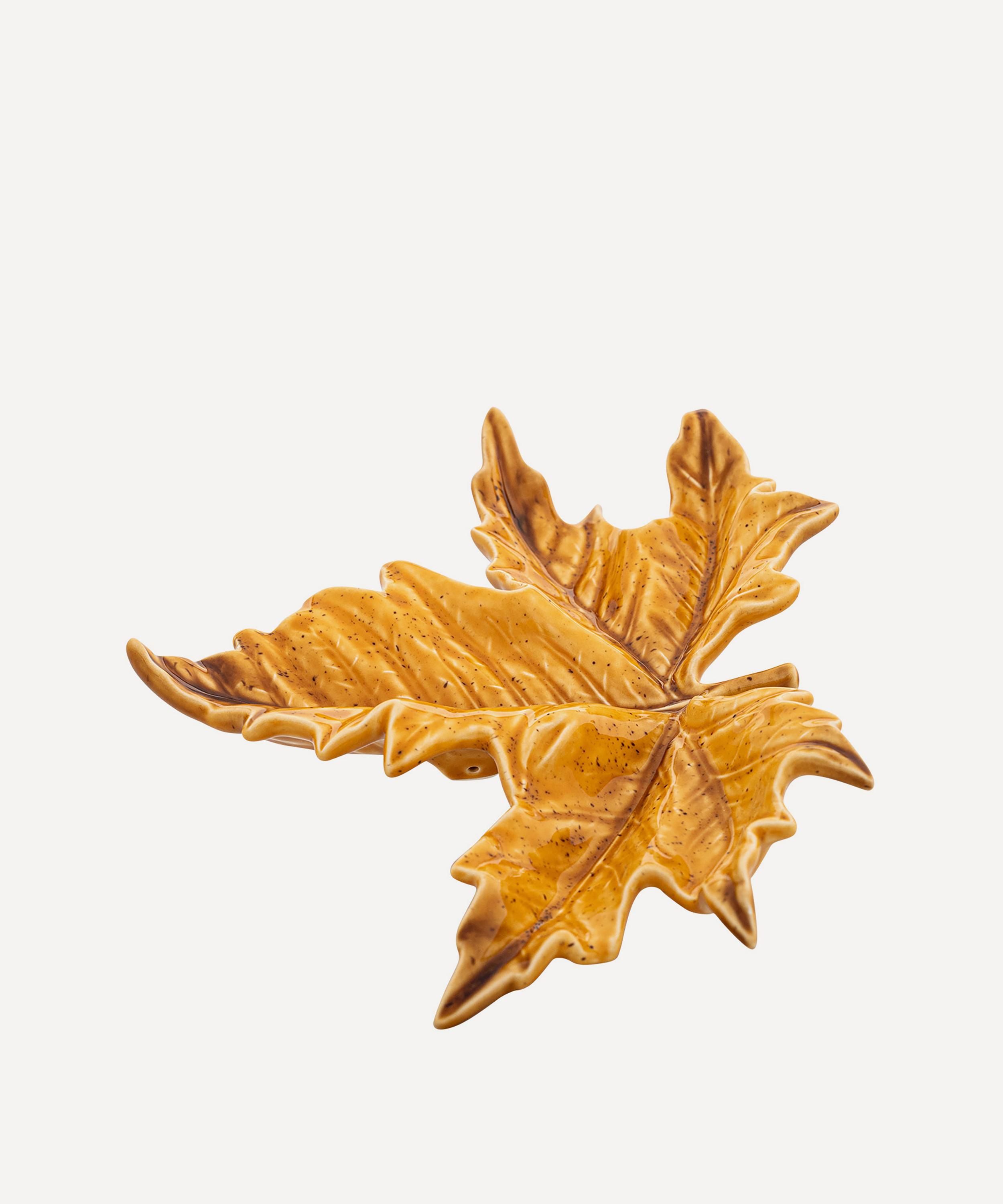 Bordallo Pinheiro - Gudrun Yellow Maple Leaf Wall Plate image number 1