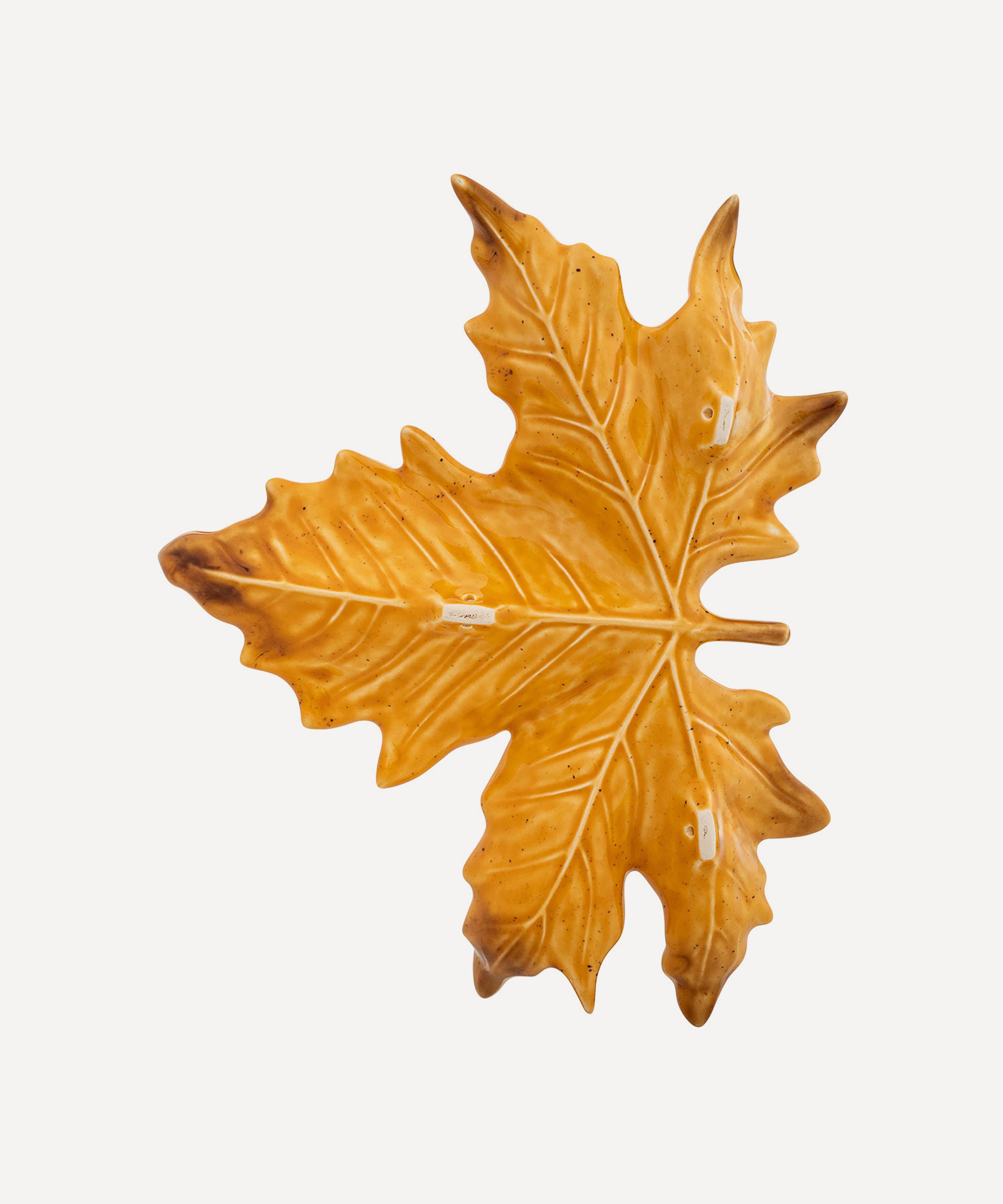 Bordallo Pinheiro - Gudrun Yellow Maple Leaf Wall Plate image number 2