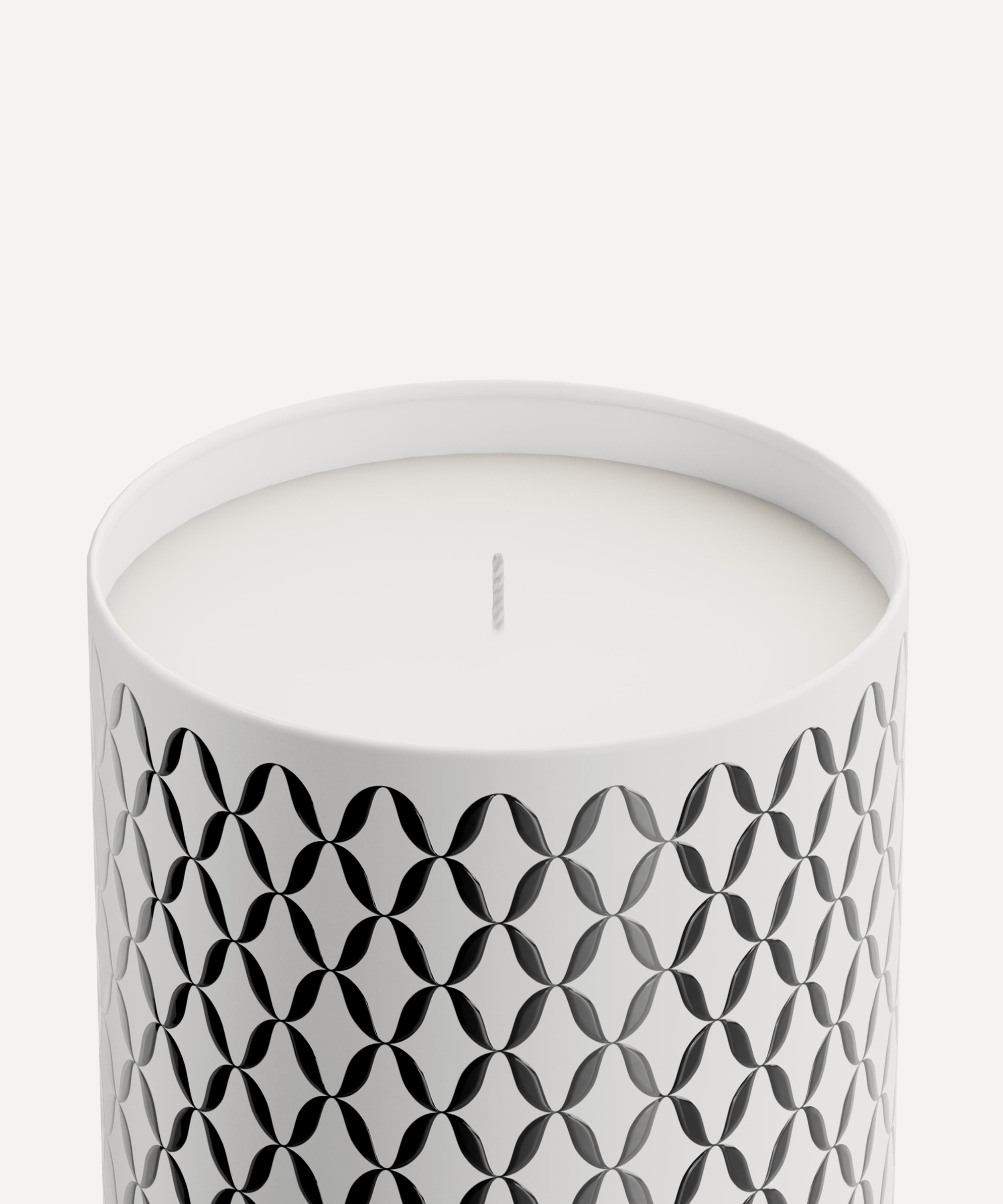 Commune - Nymphaea Lux Scented Candle with White Onyx Cover 400g image number 1