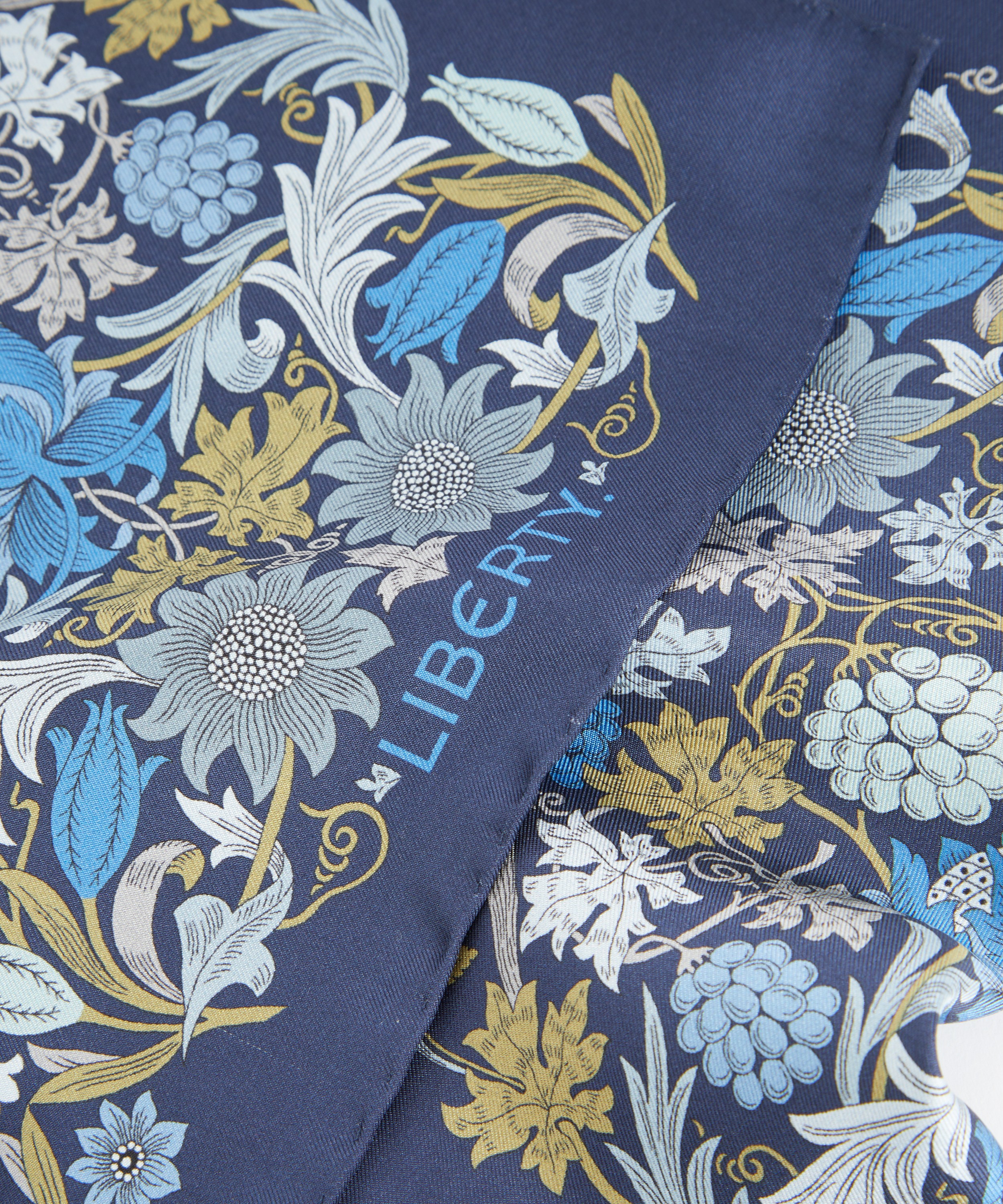 Liberty - Standen Pocket Square image number 3