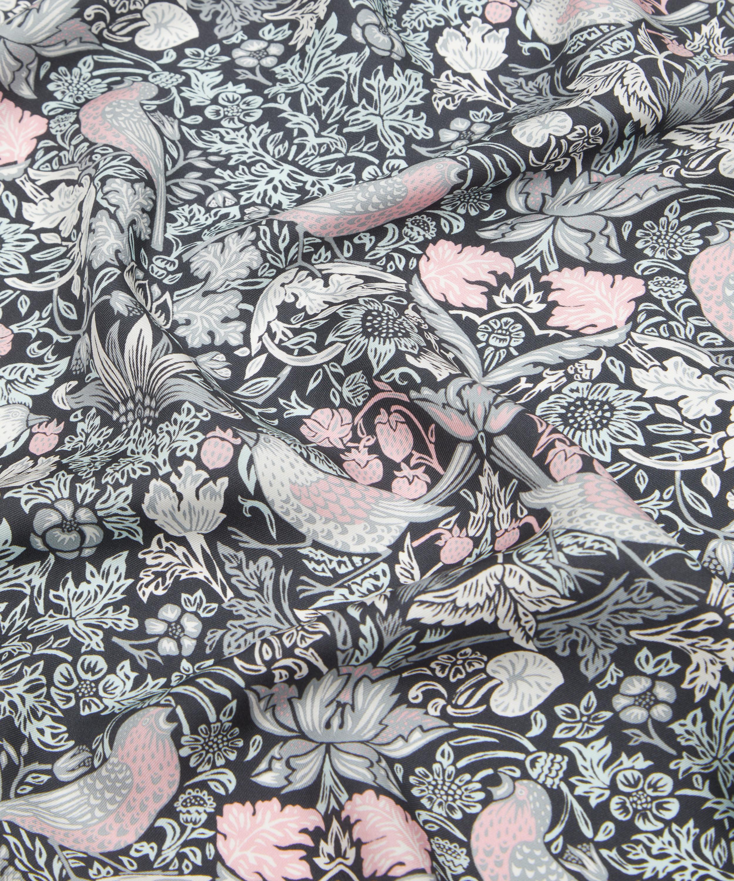 Liberty - Strawberry Meadowfield 70X70 Silk Scarf image number 4