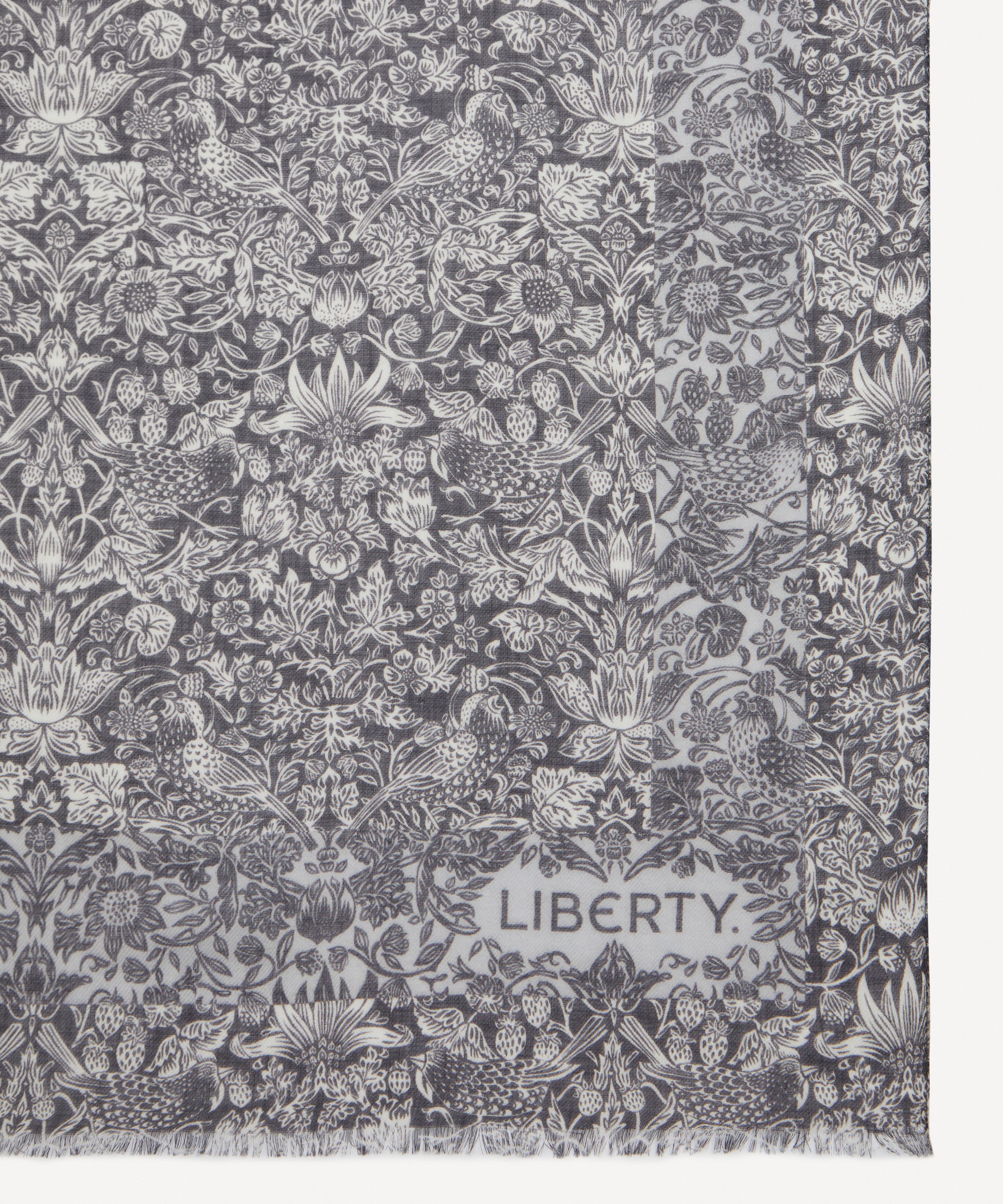 Liberty - Strawberry Meadowfield 70X200 Wool-Silk Scarf image number 3