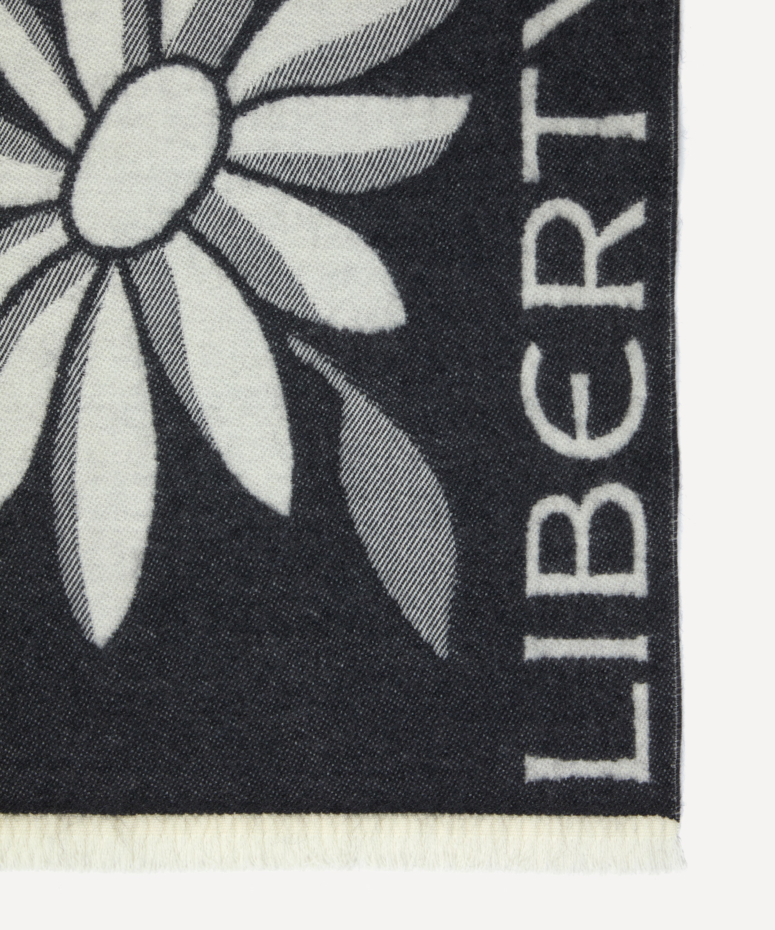 Liberty - Giant Poppy and Daisy 35X180 Jacquard Scarf image number 3