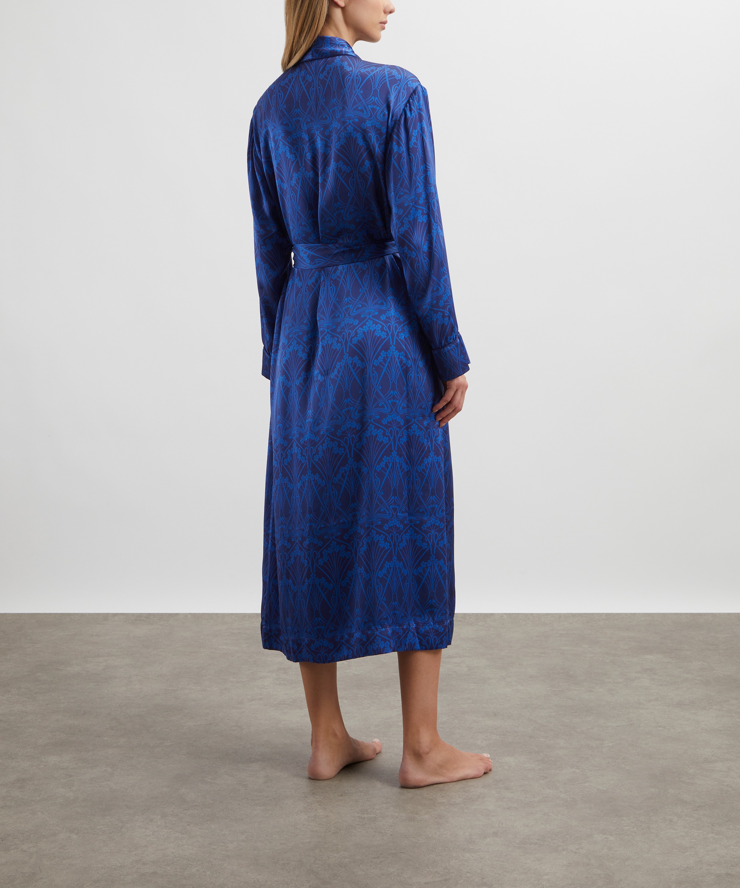 Liberty - Nouveau Ianthe Silk Satin Robe image number 3