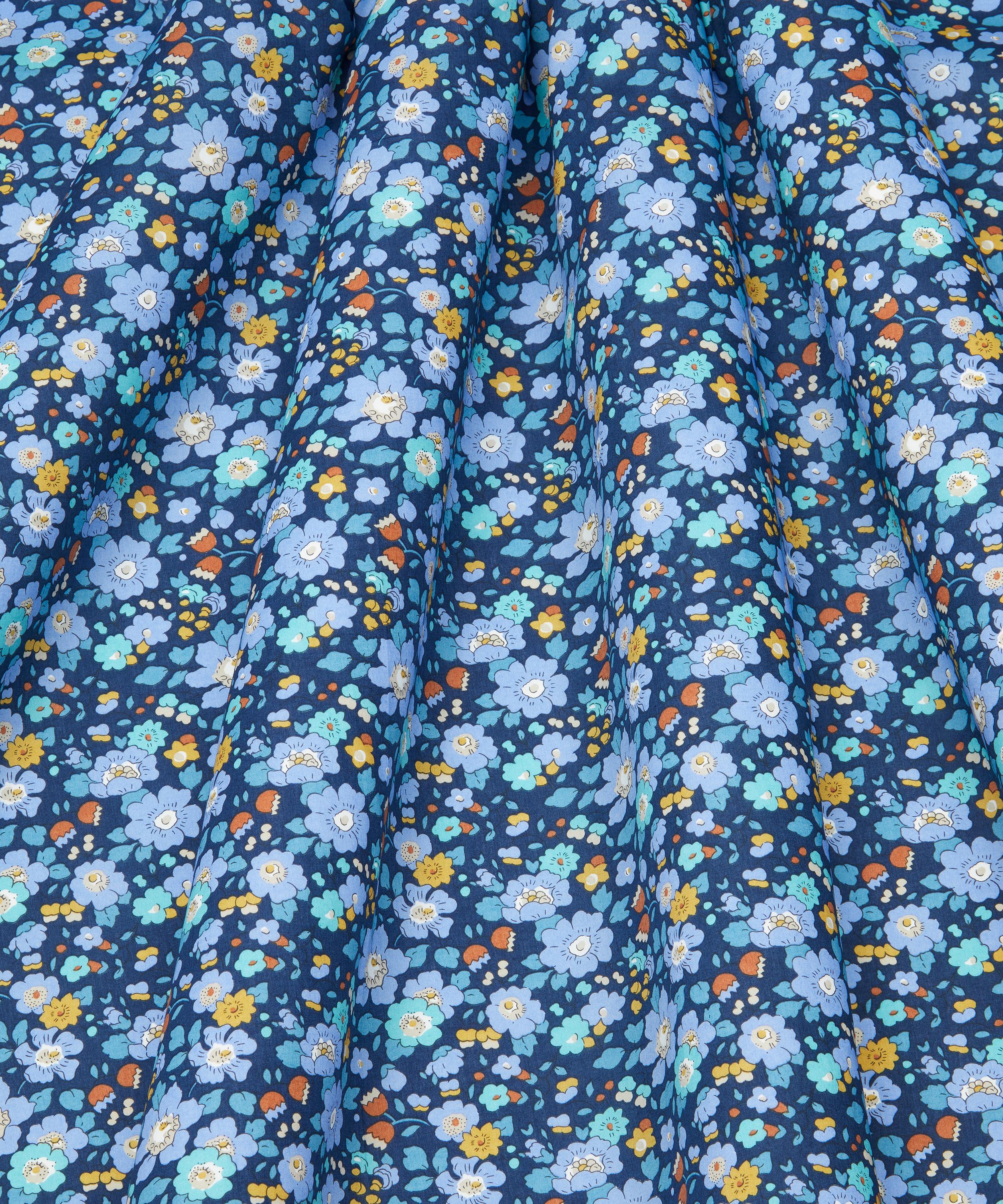 Liberty Fabrics - Betsy Meadow Tana Lawn™ Cotton image number 2