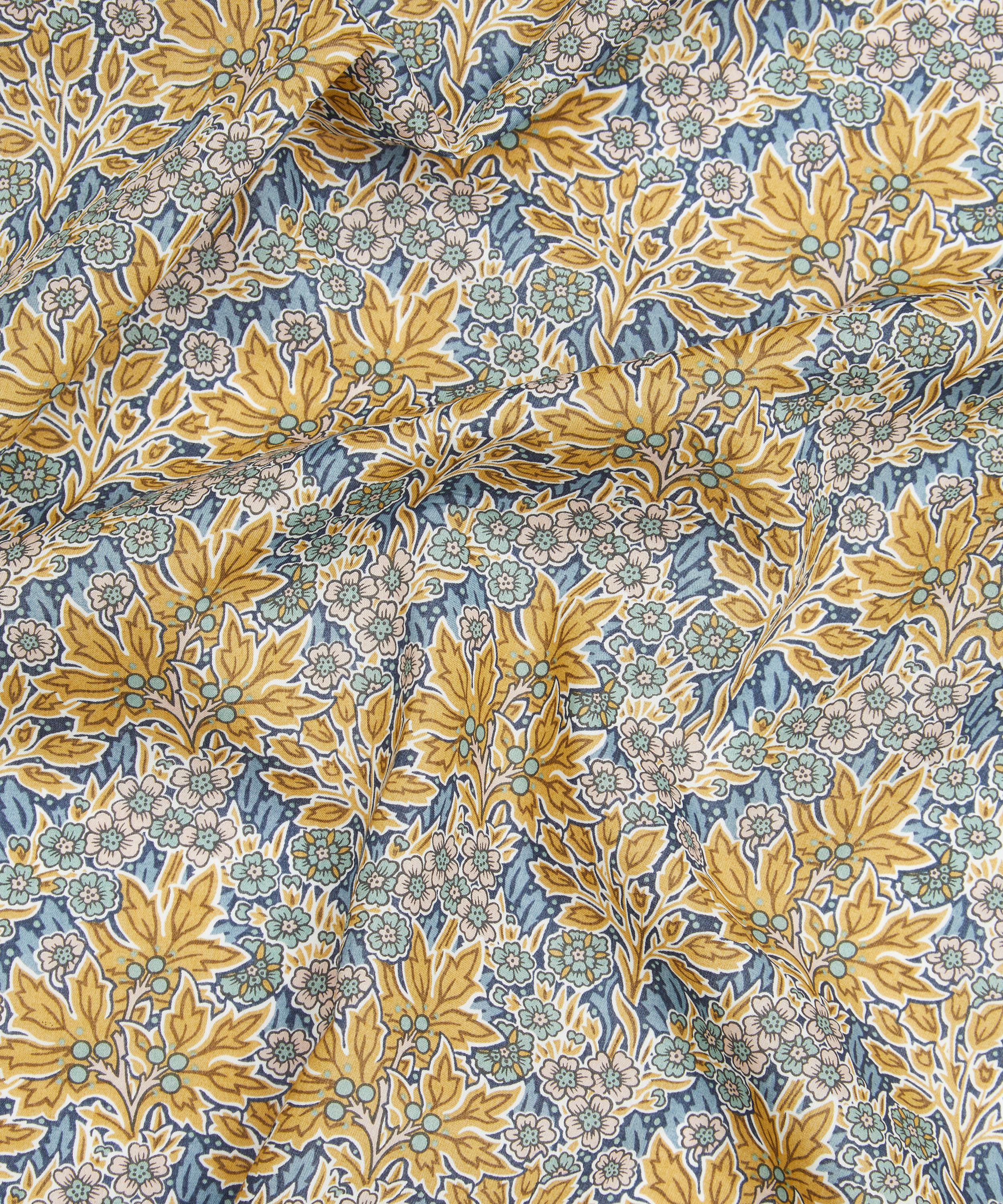 Liberty Fabrics - Aubry Forest Tana Lawn™ Cotton image number 3