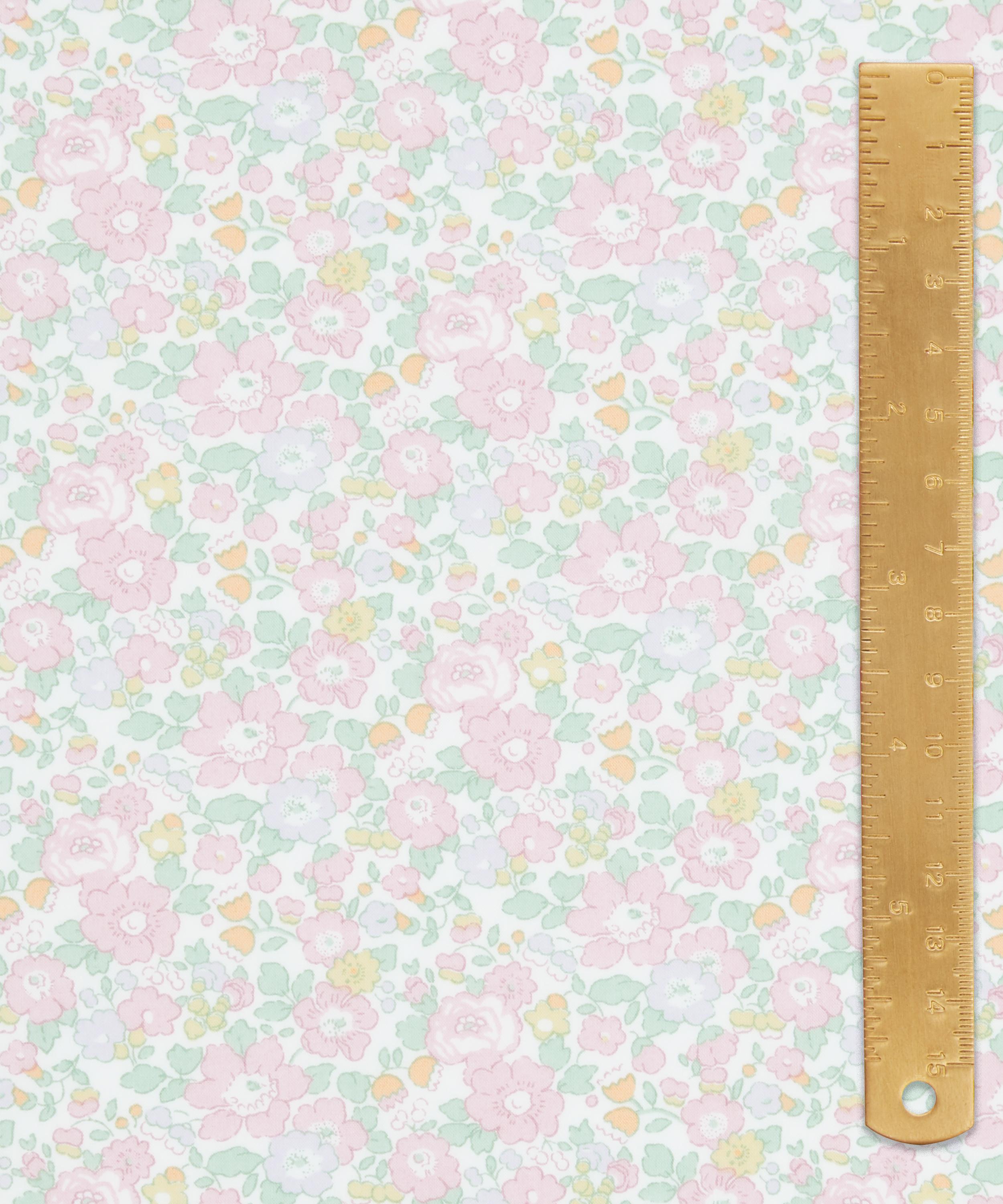 Liberty Fabrics - Betsy Ann Tana Lawn™ Cotton image number 4