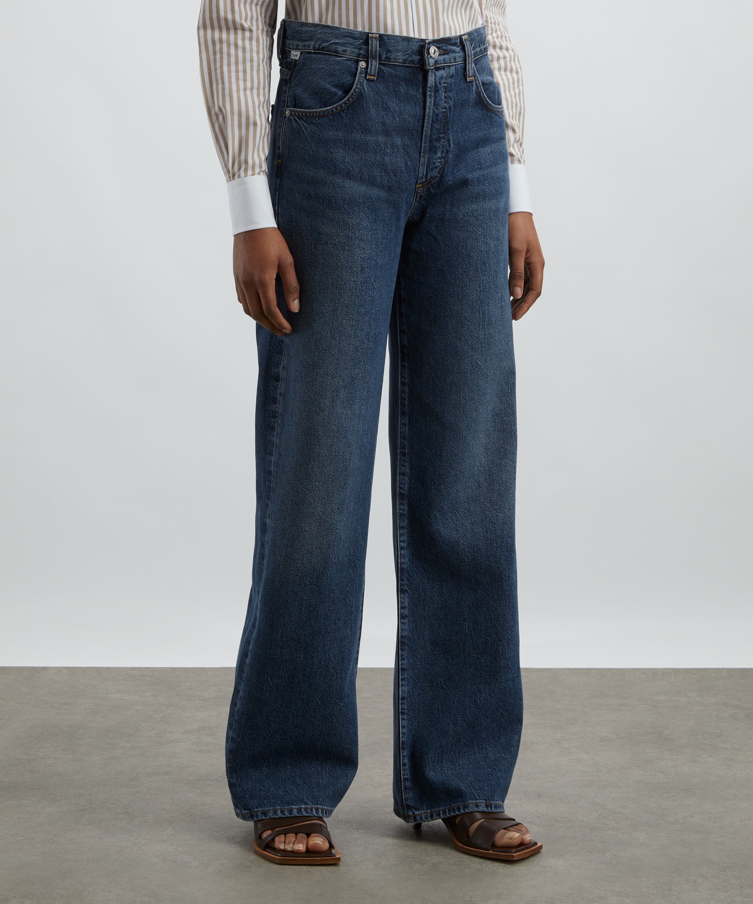 Citizens of Humanity - Annina High-Rise Wide Leg 33” Jeans in Westwood image number 2