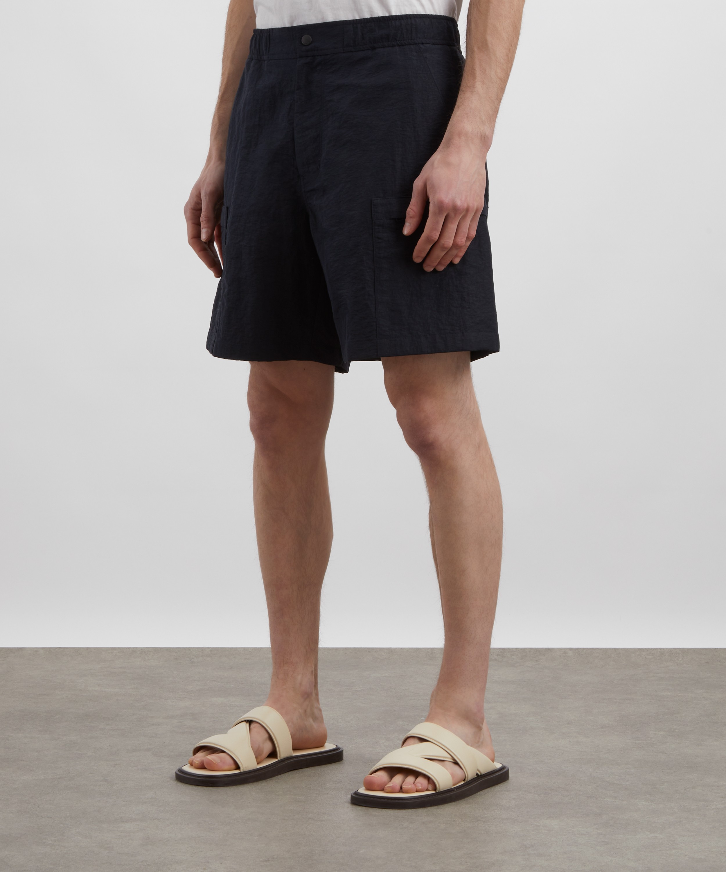 Le17septembre - Navy Washed Side Pocket Cargo Shorts image number 2