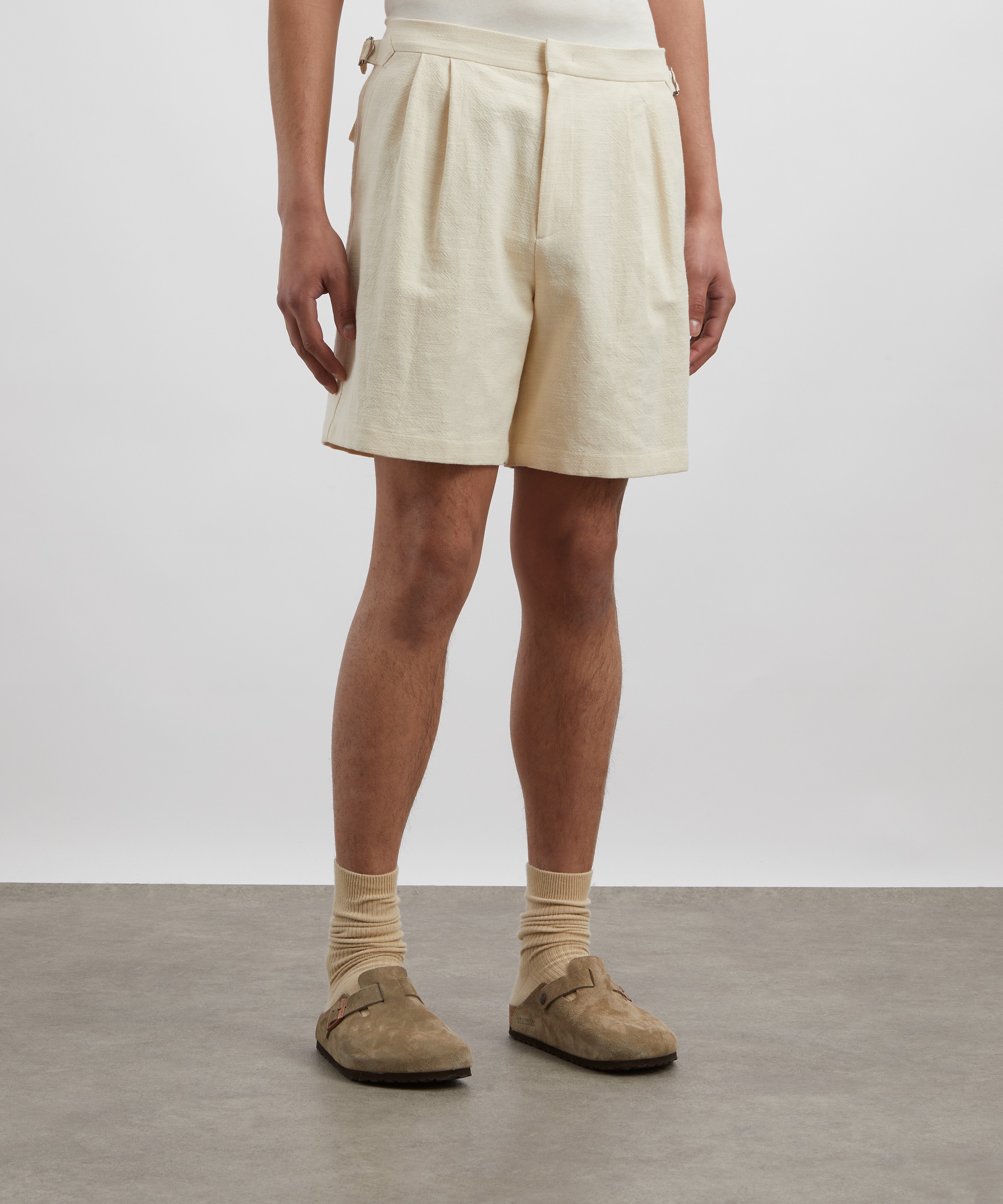 Le17septembre - Cotton-Linen Pleated Shorts image number 2