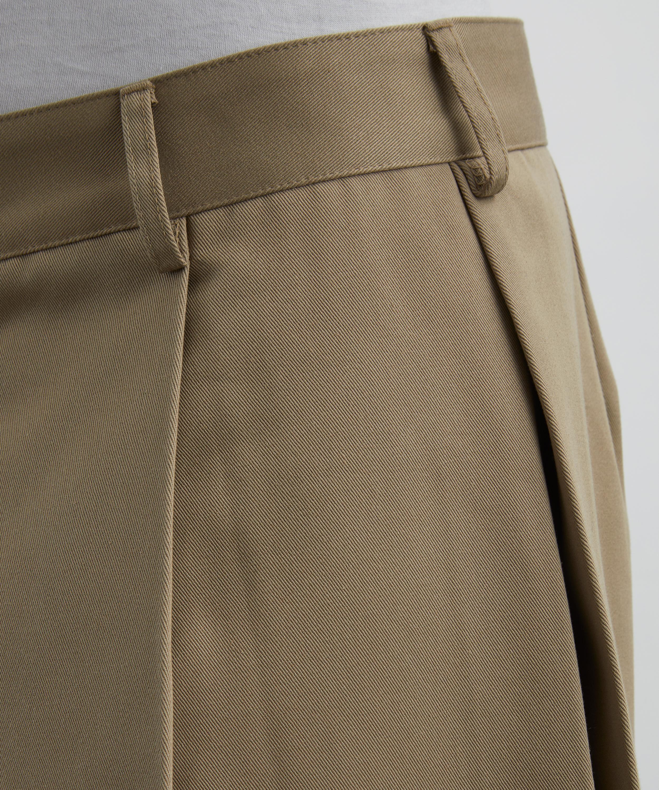 Seventh - Bermuda Chino Shorts image number 4