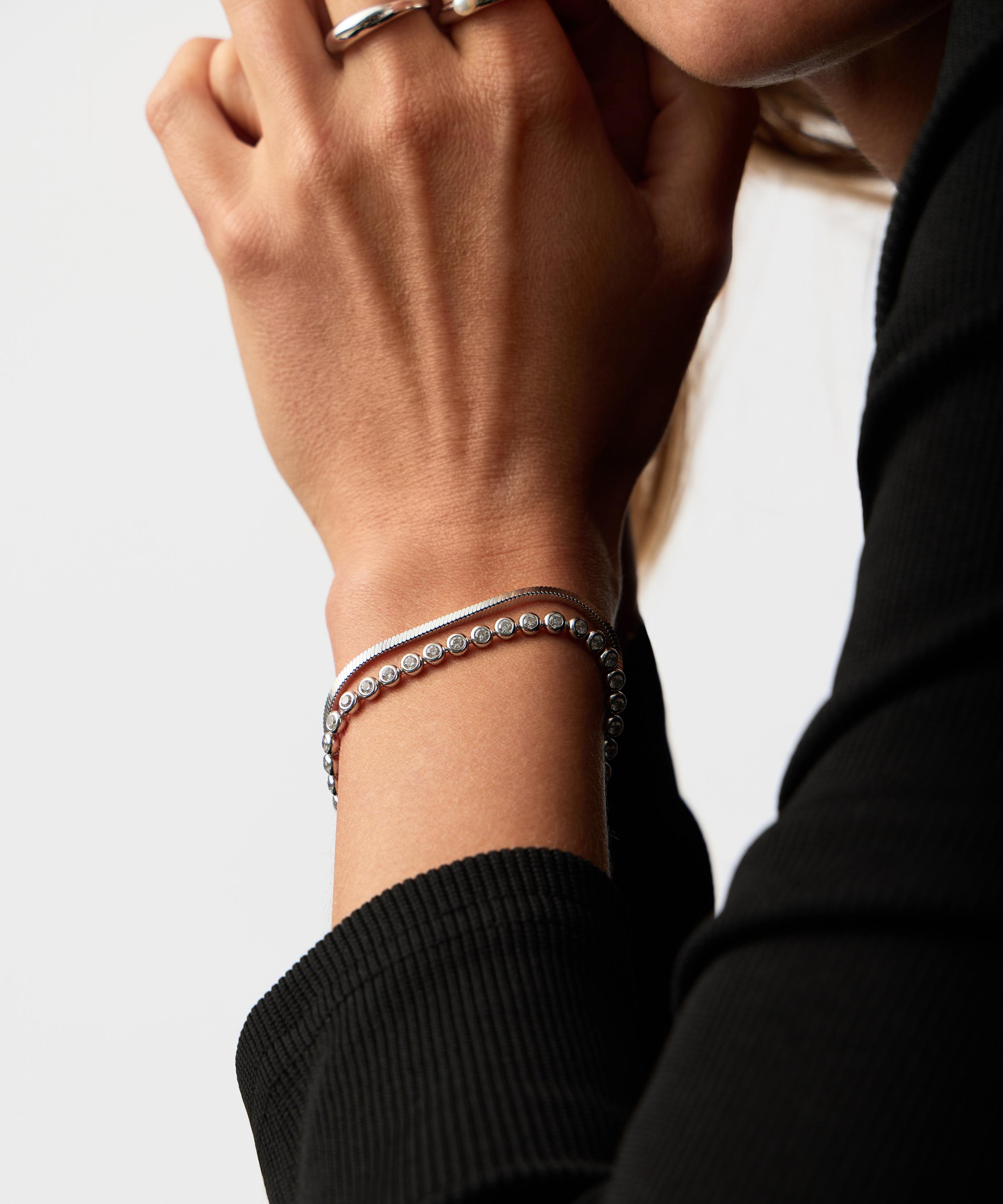 Missoma - Rhodium-Plated Round Tennis Bracelet image number 1