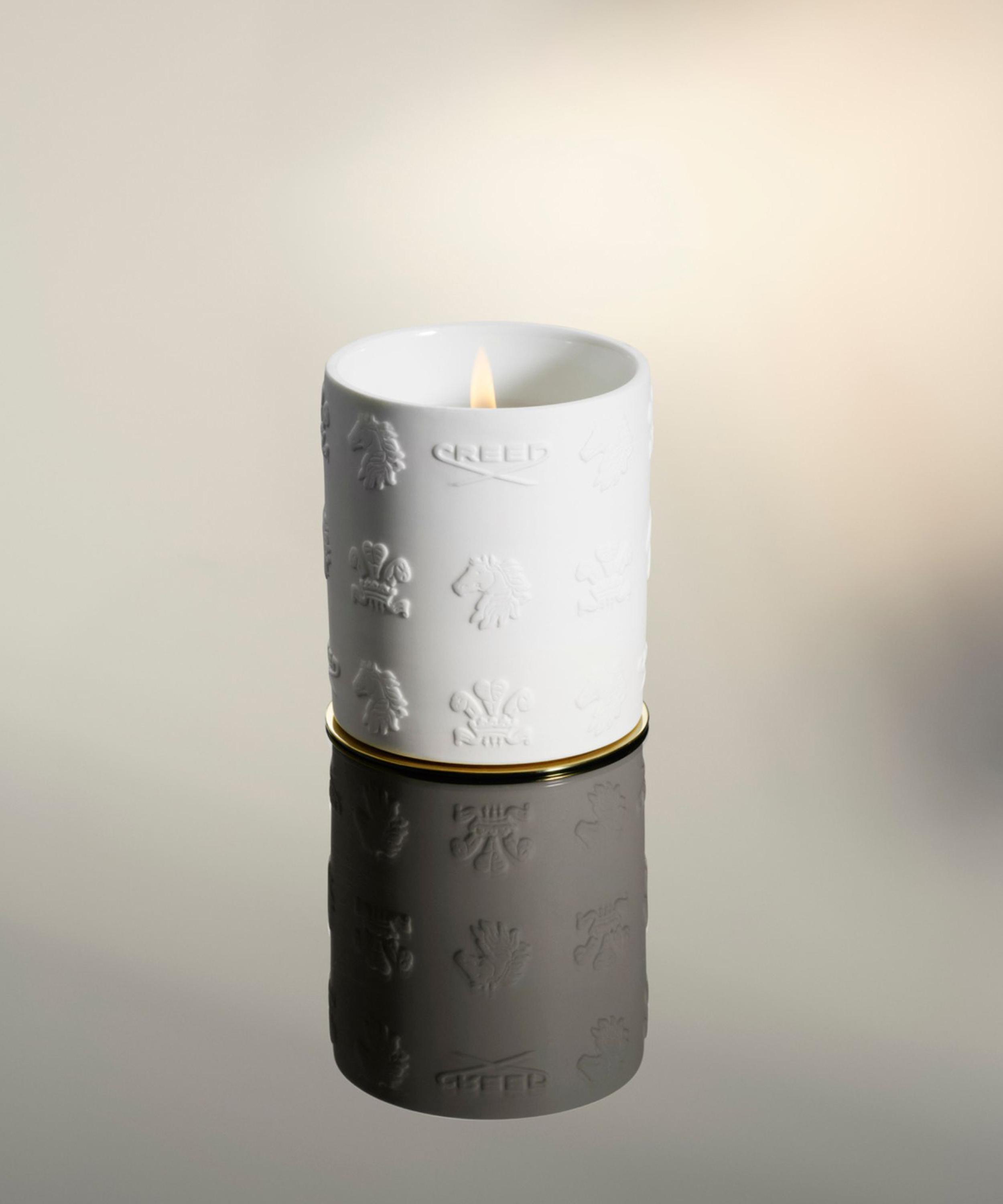 Creed - Silver Mountain Water Scented Candle 220g image number 2