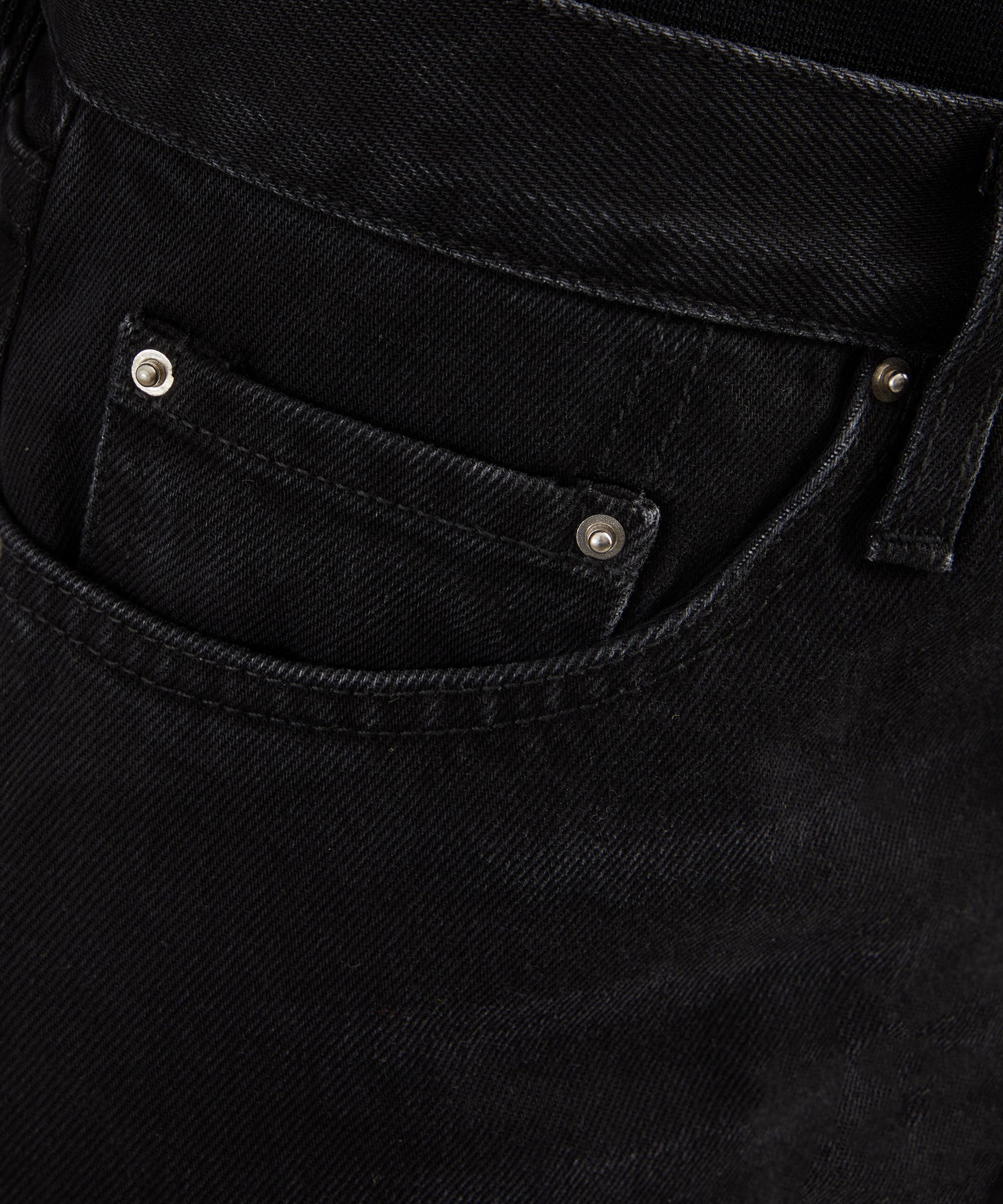 Toteme - Twisted Seam Full Length Denim Jeans in Faded Black image number 4