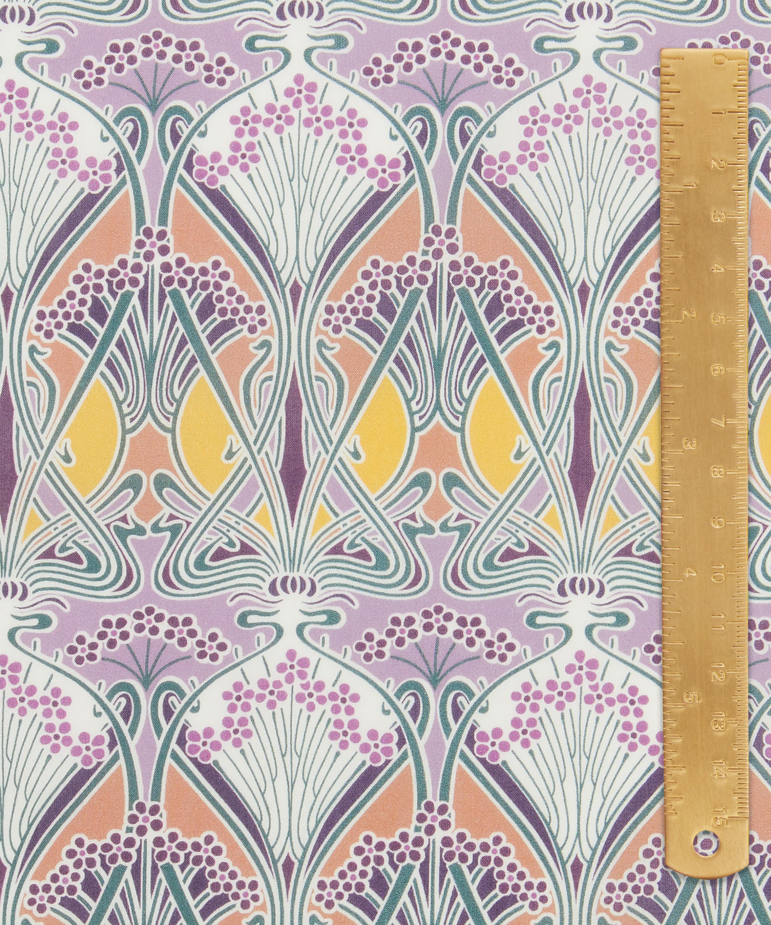 Liberty Fabrics - Ianthe Tana Lawn™ Cotton image number 4