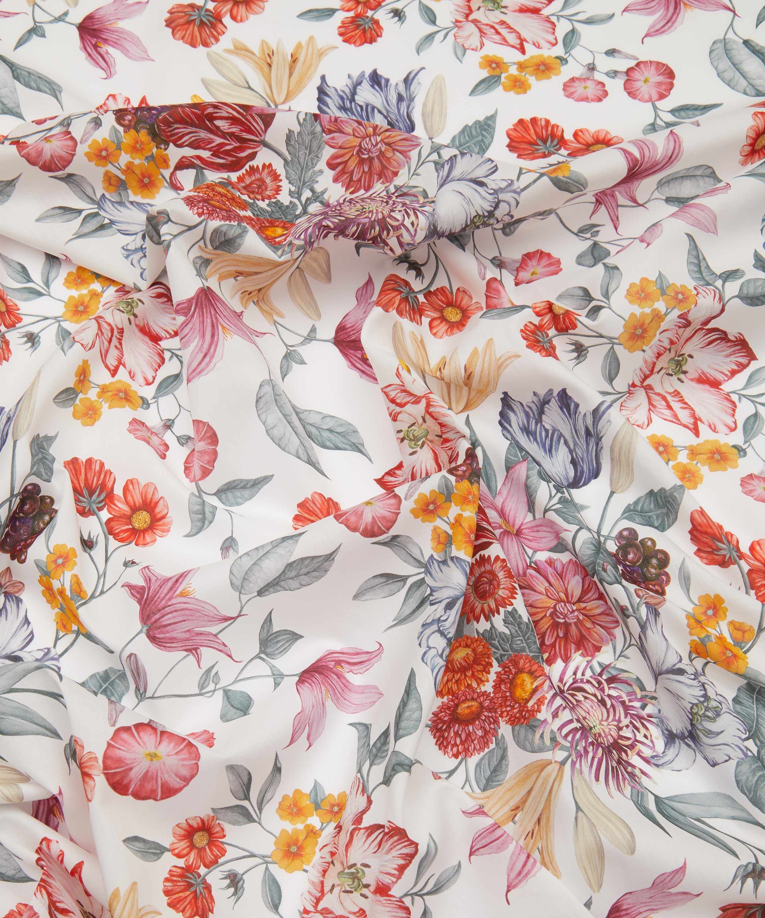 Liberty Fabrics - Stately Bouquet Tana Lawn™ Cotton image number 3