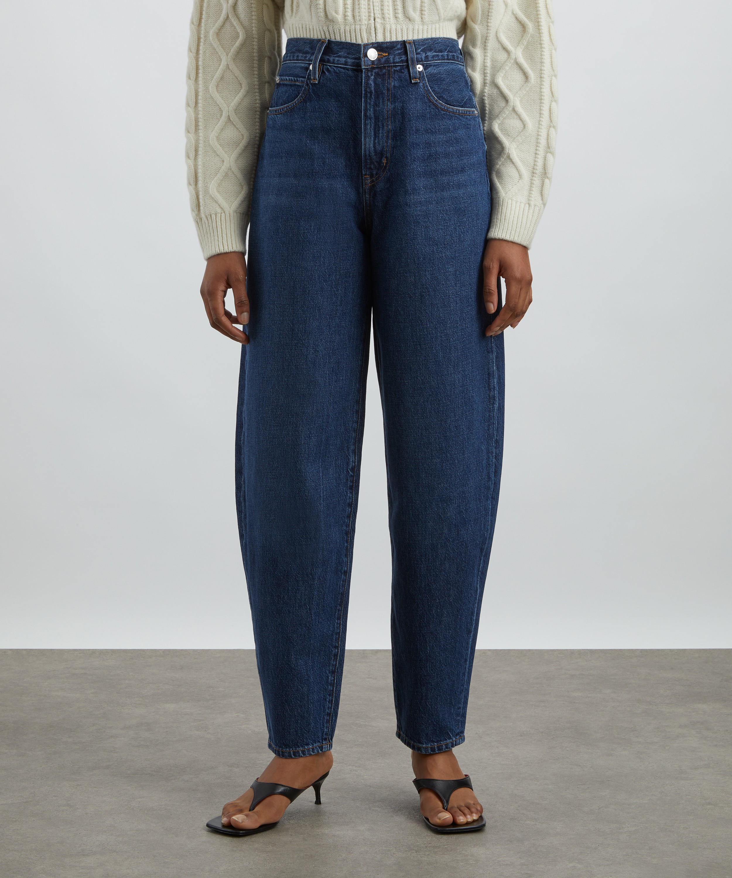 Frame - Narrow Barrel Leg Jeans in Kirk image number 2