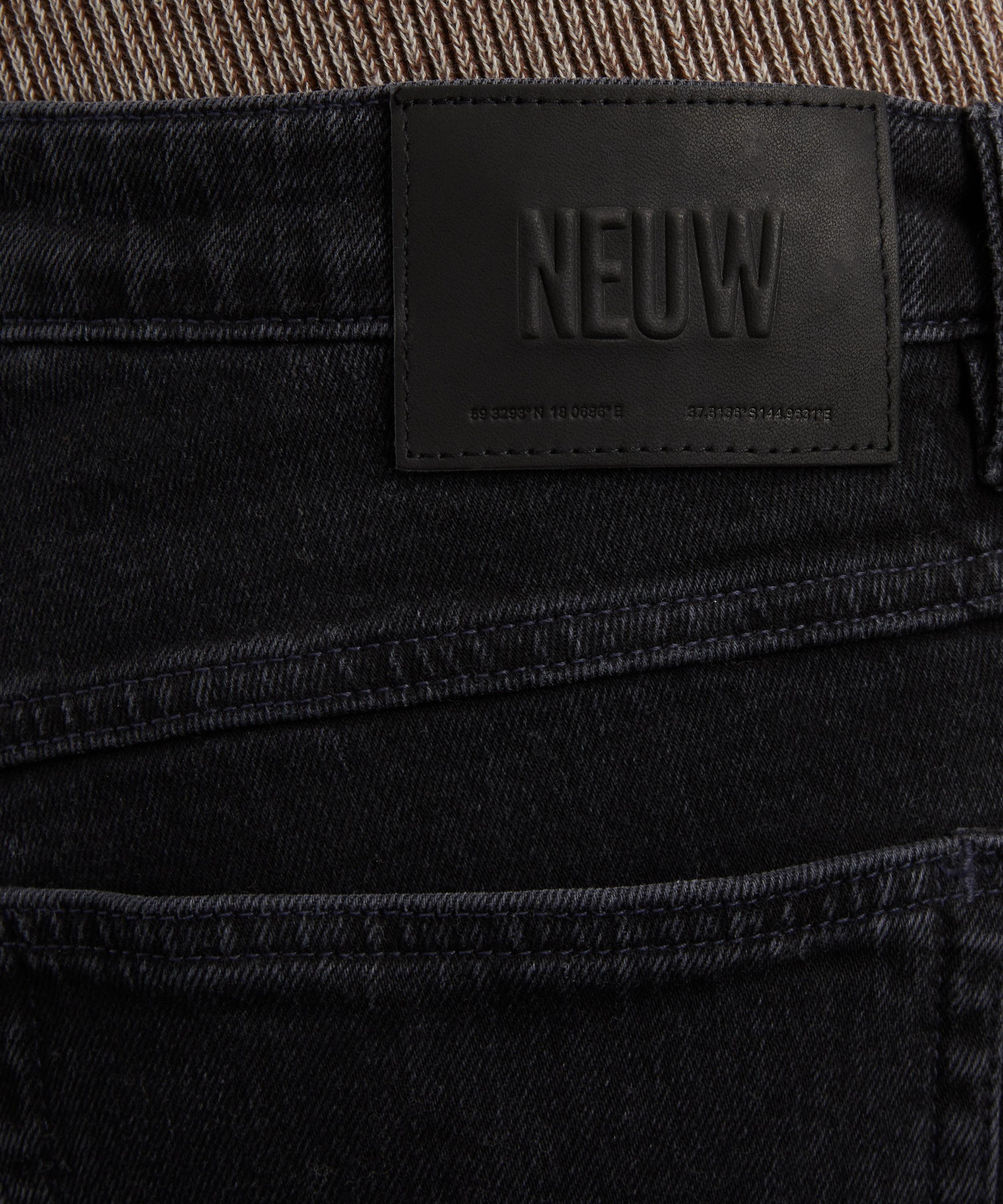 Neuw - Julian Flare Jeans in Dune image number 4
