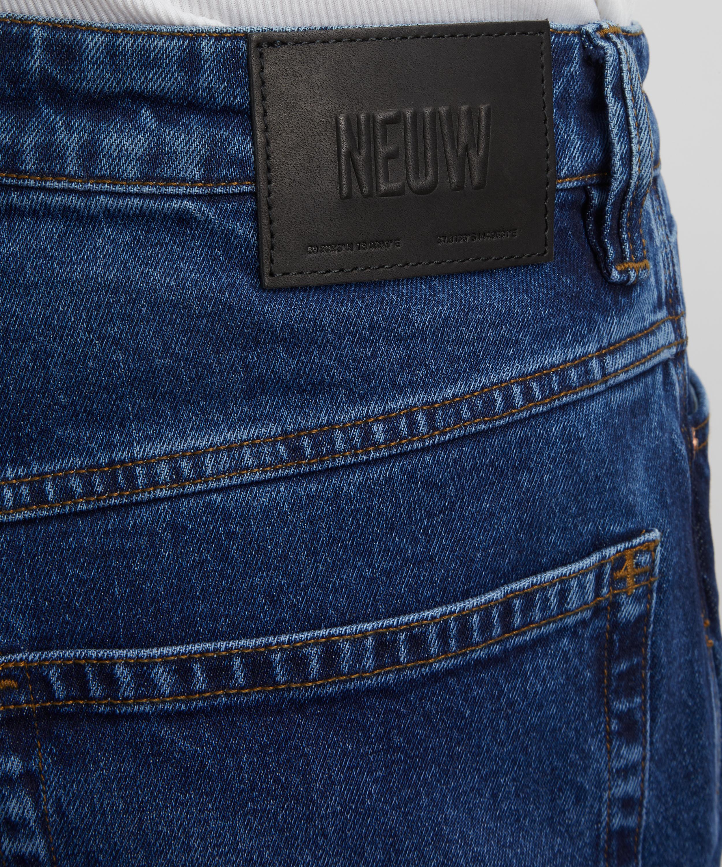 Neuw - Kurt Baggy Jeans in Trinity image number 4