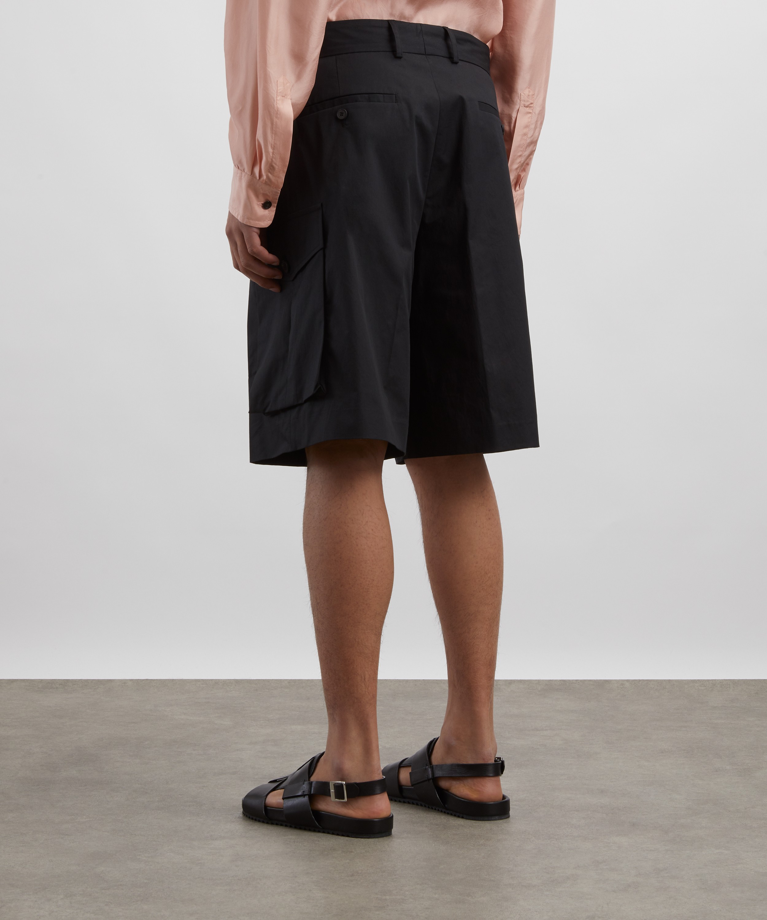 Dries Van Noten - Pleated Cargo Shorts image number 3