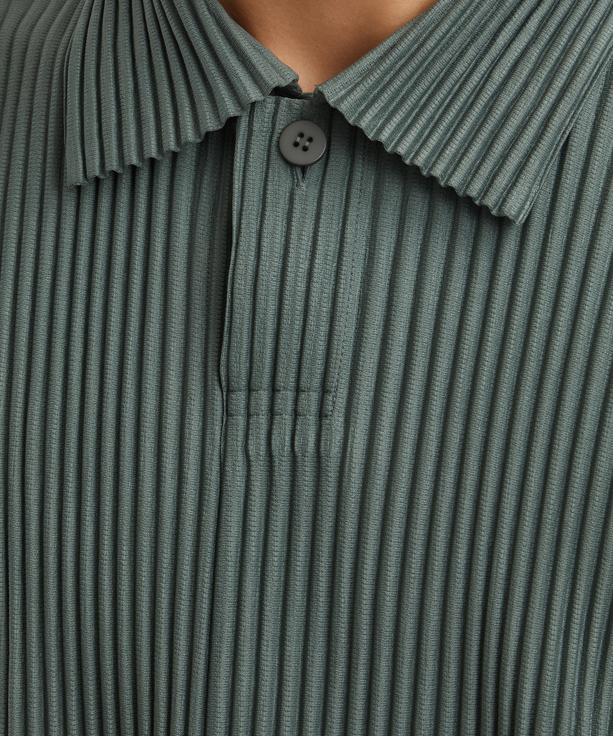 HOMME PLISSÉ ISSEY MIYAKE - MC OCTOBER BASICS Pleated Long-Sleeve Polo Shirt image number 4