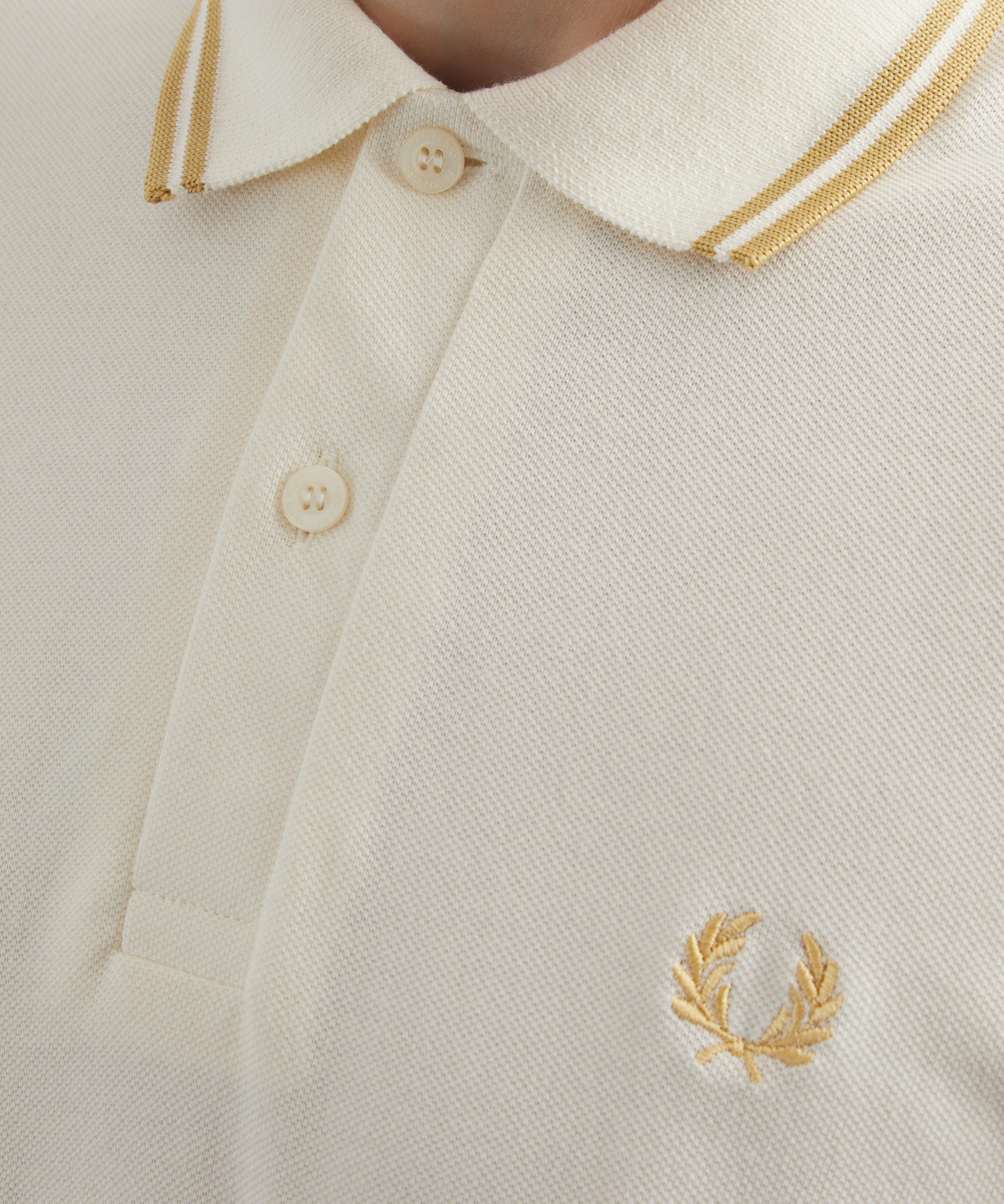 Fred Perry - Light Ecru M12 Twin Tipped Polo Shirt image number 4