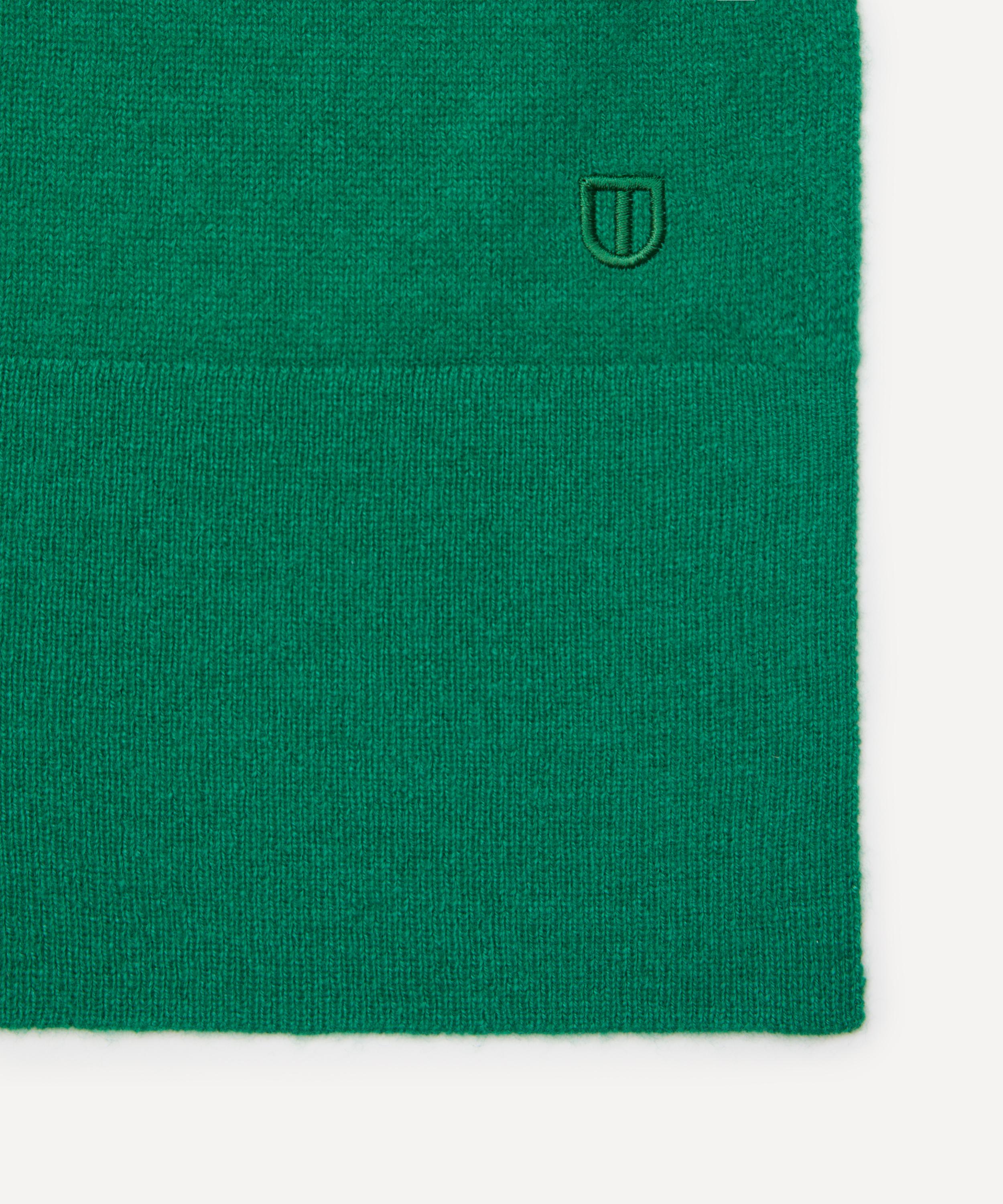 THE UNIFORM - The Oversized Scarf in Green image number 2