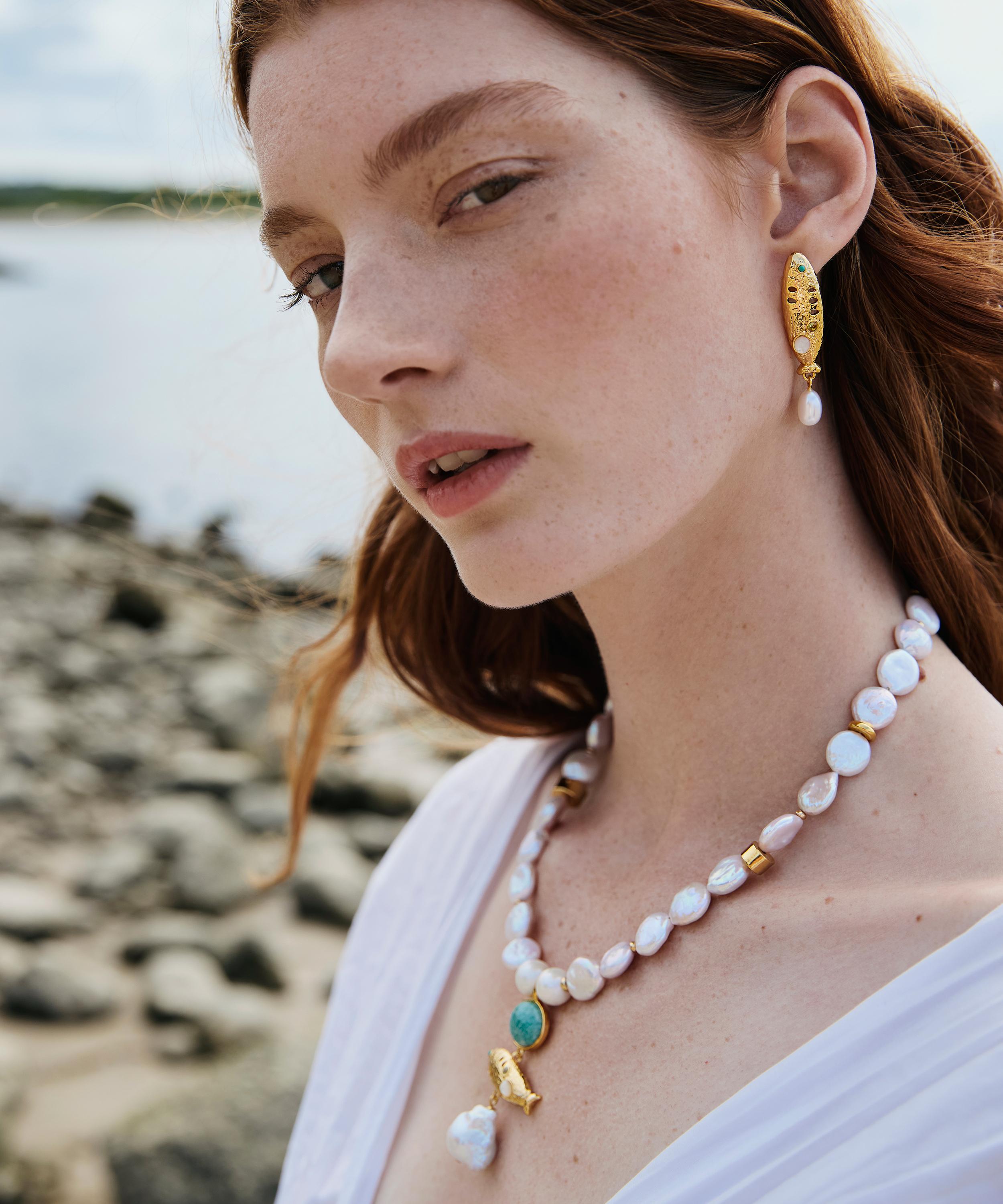 Lizzie Fortunato - Gold-Plated Sardina Pearl Drop Earrings image number 