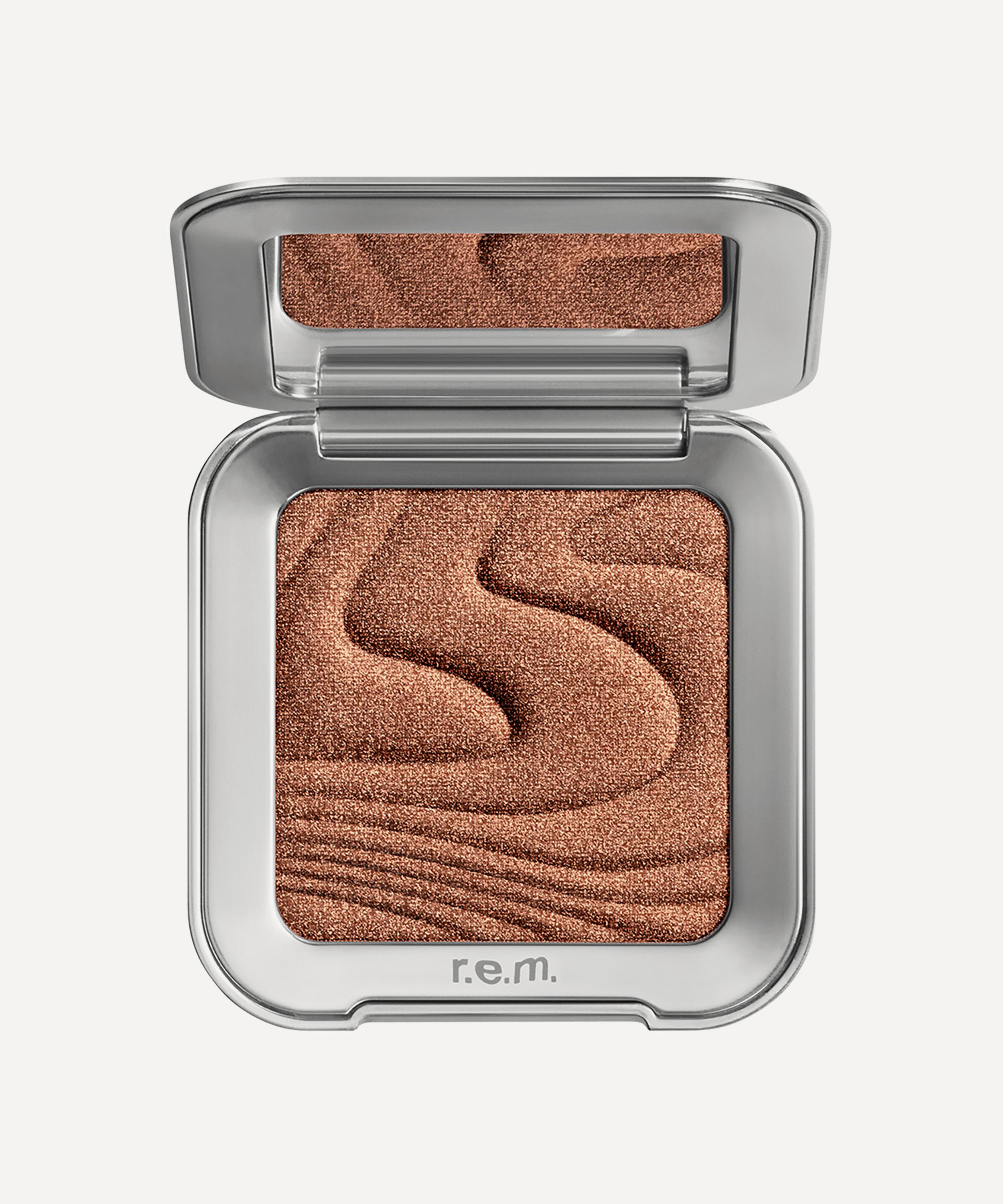 r.e.m. beauty - Interstellar Highlighter Topper 8g