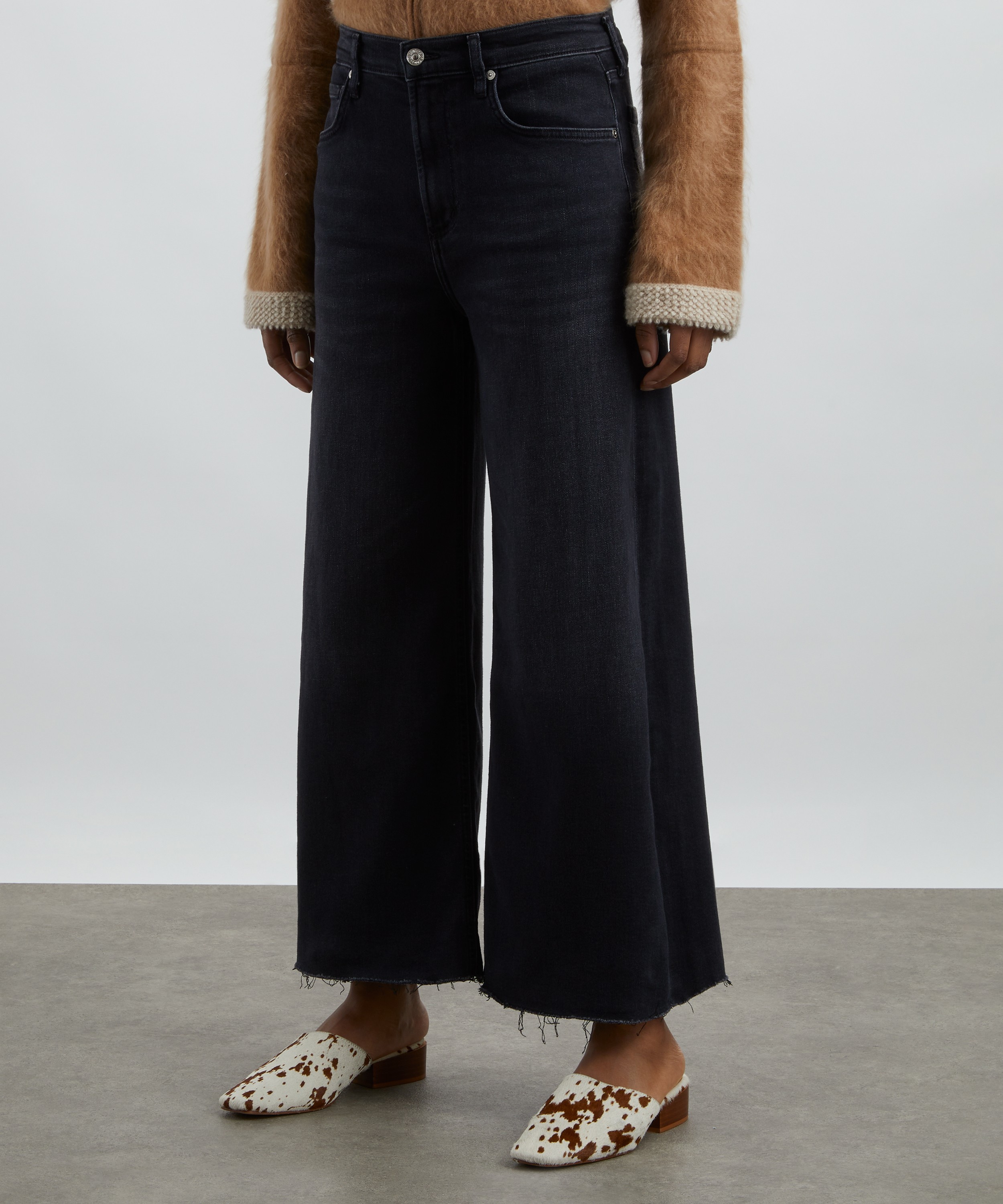 Citizens of Humanity - Lyra Wide-Leg Crop Jeans in Medallion image number 2