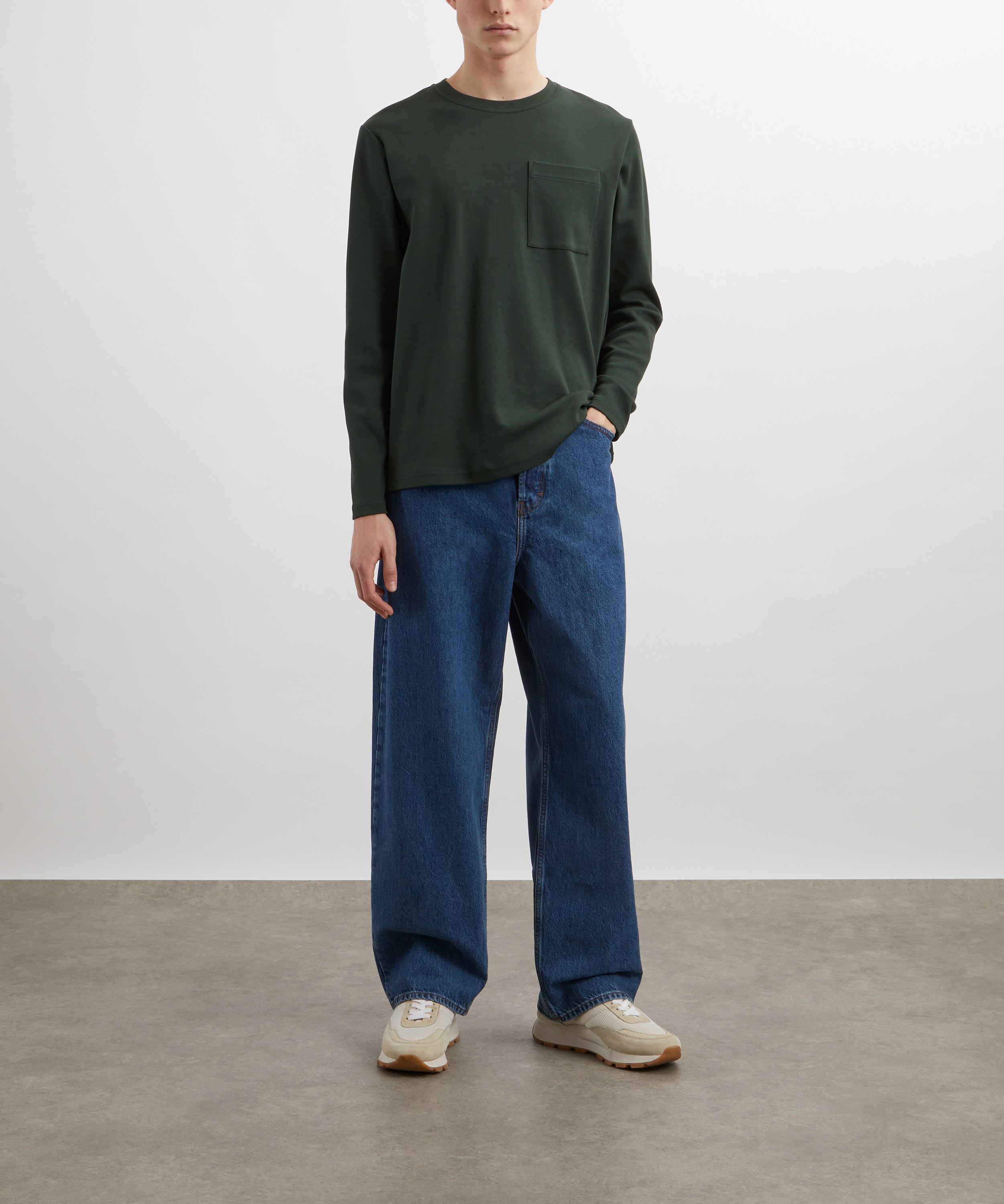 Frame - Baggy Wide Leg Jeans in Bonair image number 1