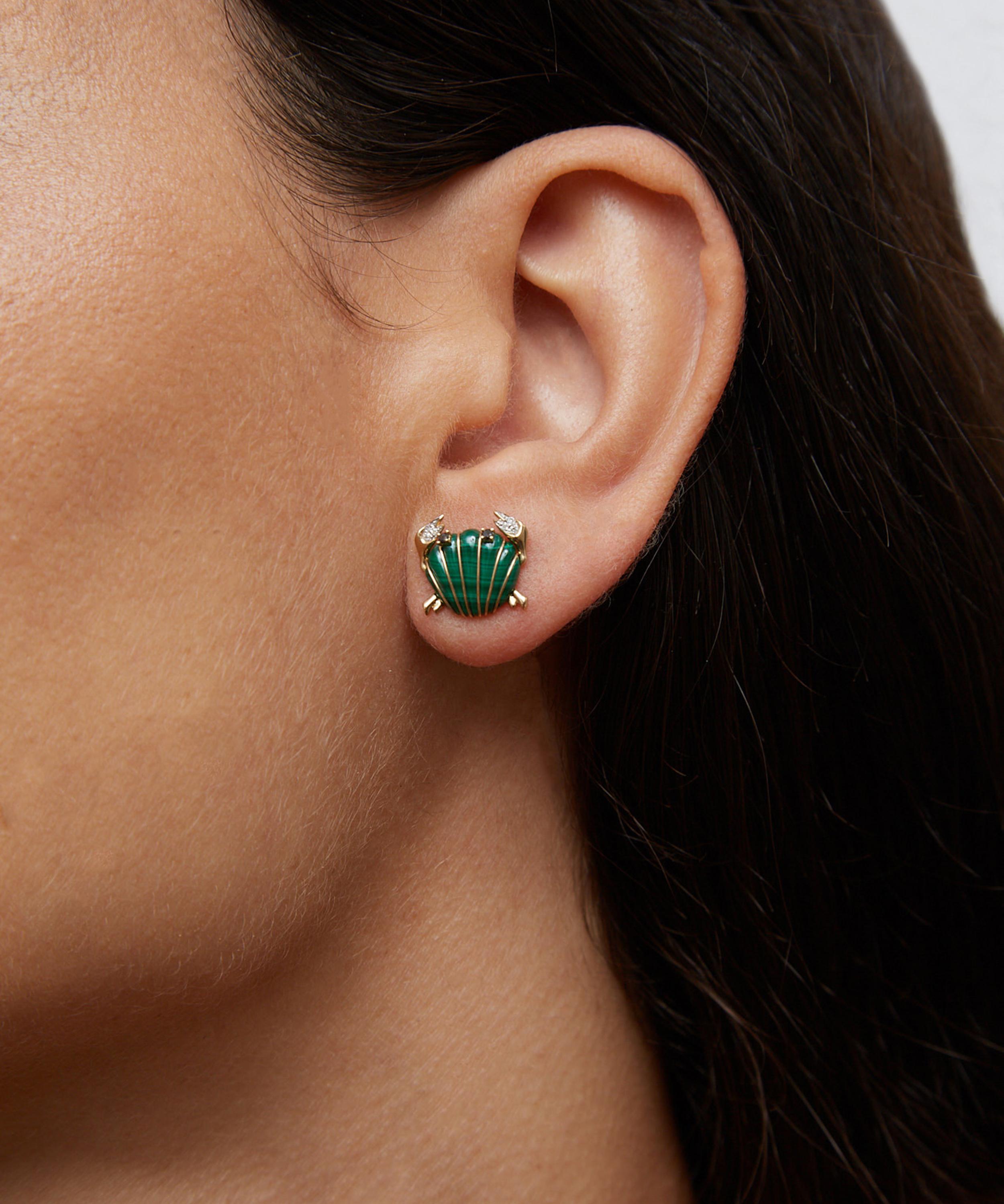 Yvonne Léon - 9ct Gold Malachite Diamond Shell Crab Stud Earrings image number 1