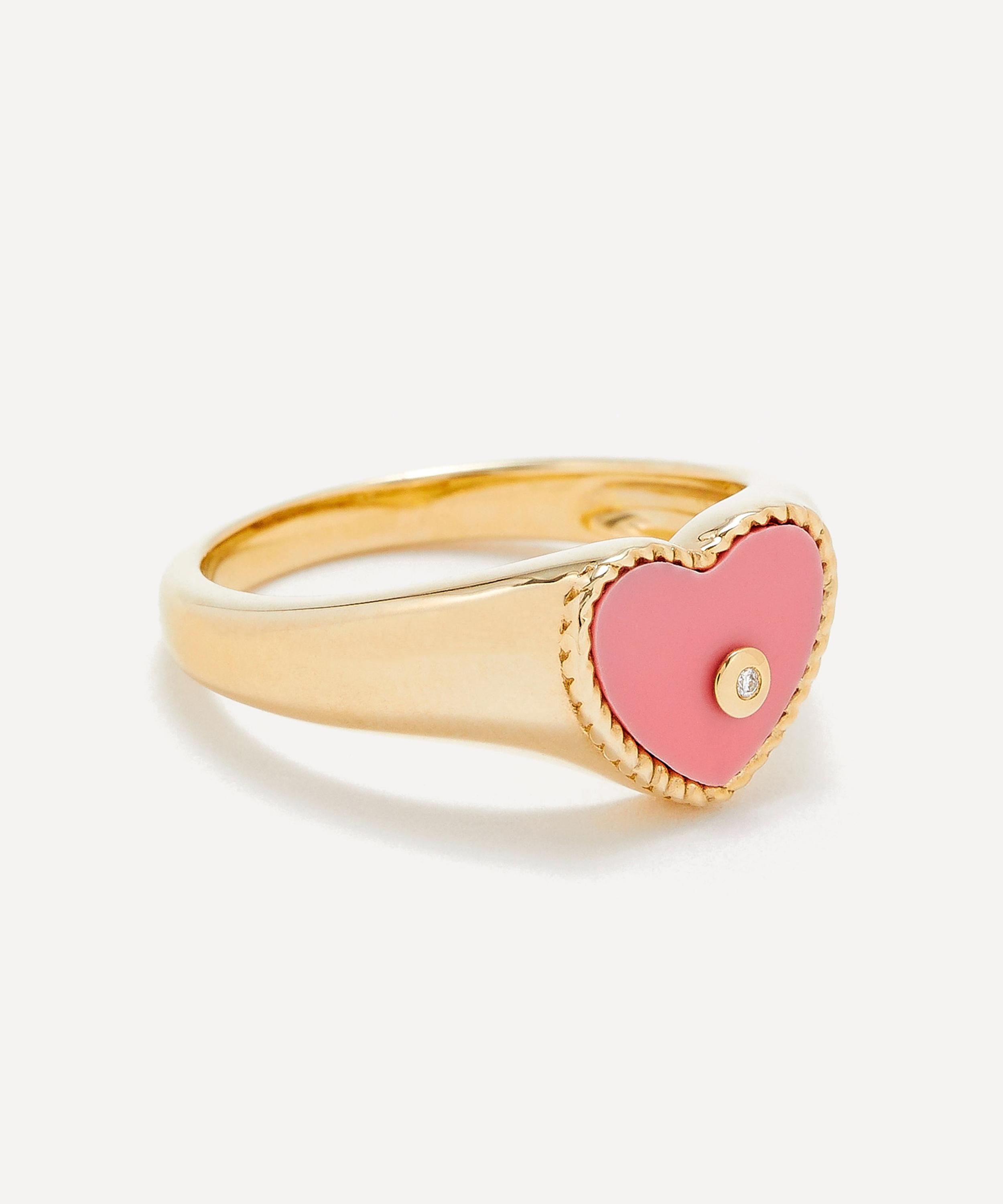 Yvonne Léon - 9ct Gold Baby Chevaliere Cœur Pink Coral Signet Ring image number 2