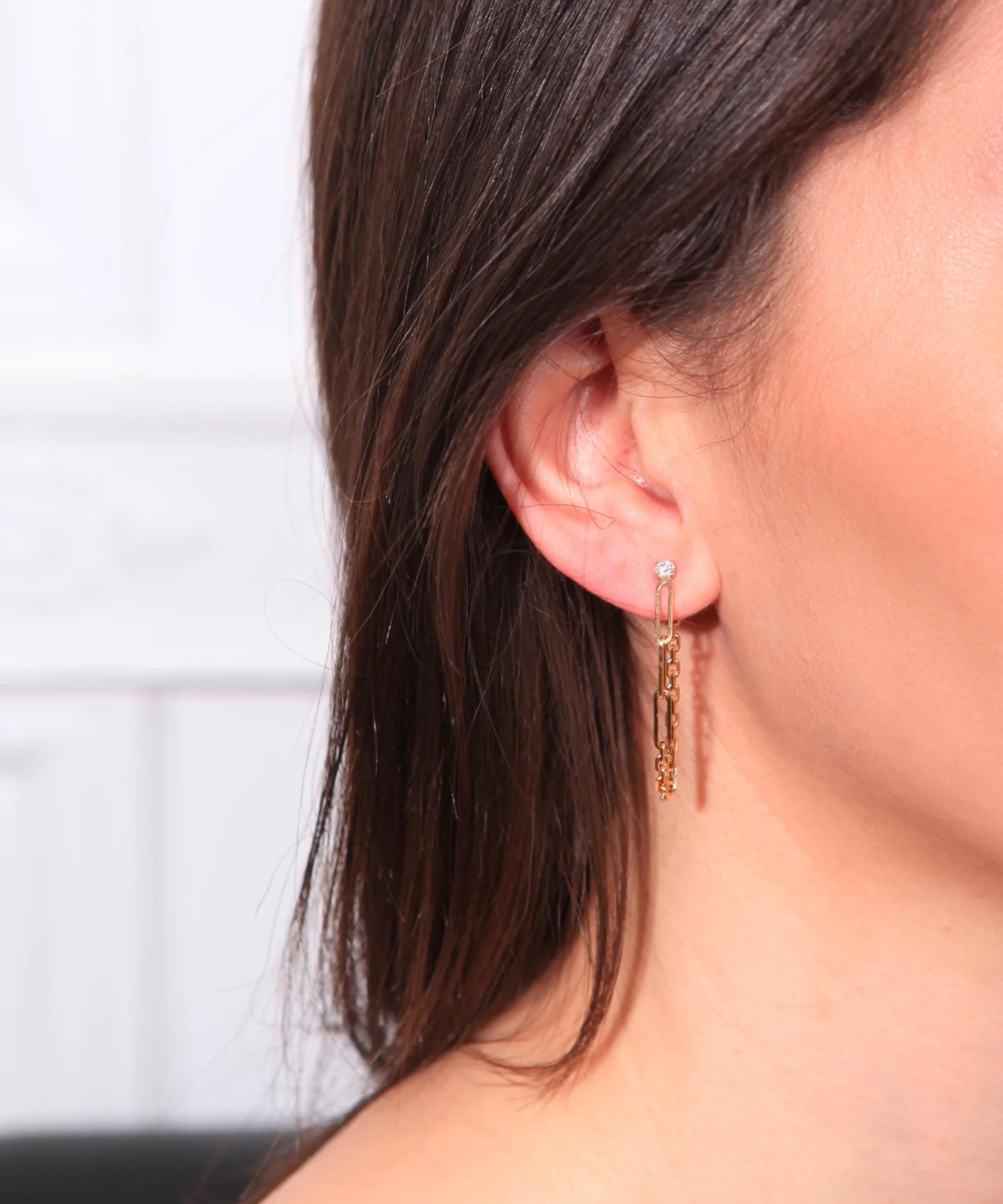 Yvonne L&eacute;on - 18ct Gold Boucle Cha&icirc;ne Solitaire Round Diamond Earring image number 1