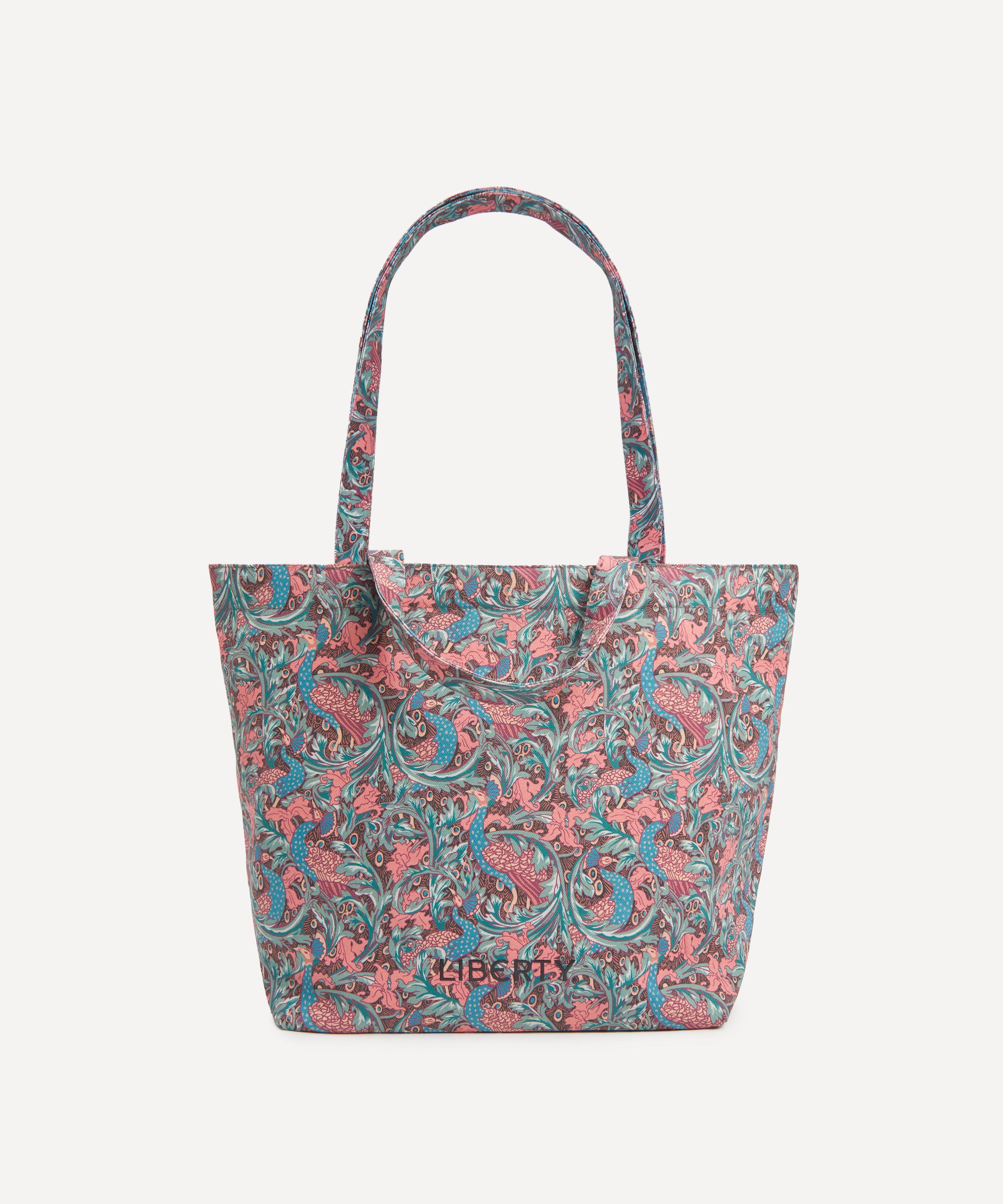 Liberty - Liberty Medium Washbag Gift with Purchase image number 3