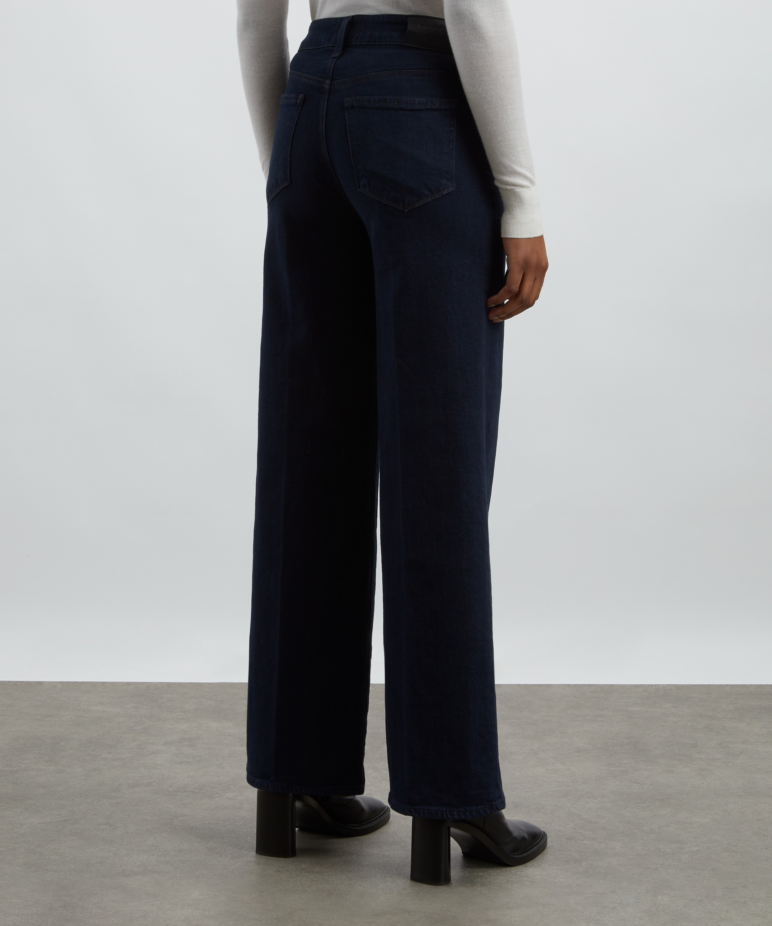 Paige - Sasha 32” High-Rise Wide Leg Jeans in Duchess image number 3