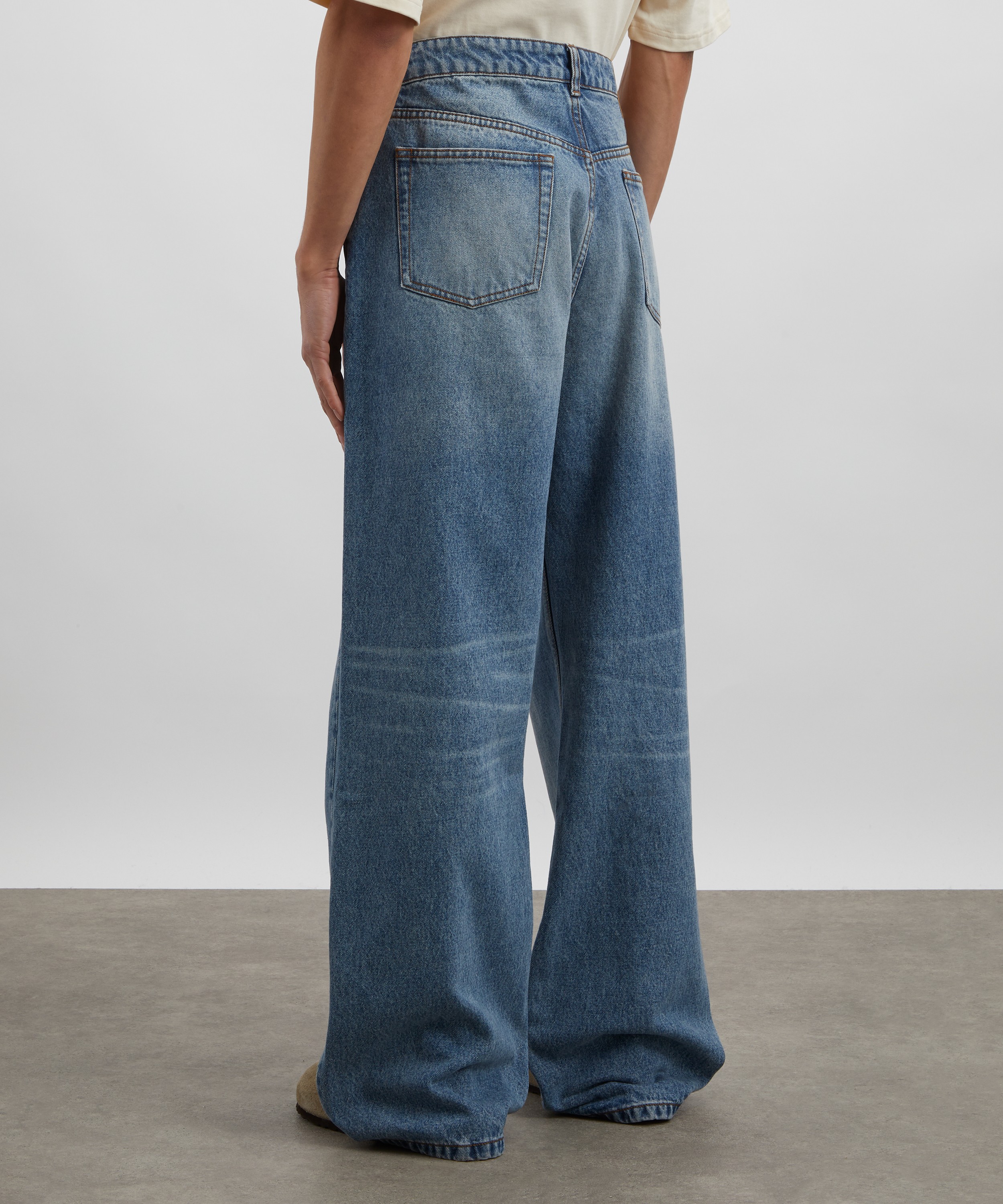 Ami - Large Fit Blue Jeans image number 3