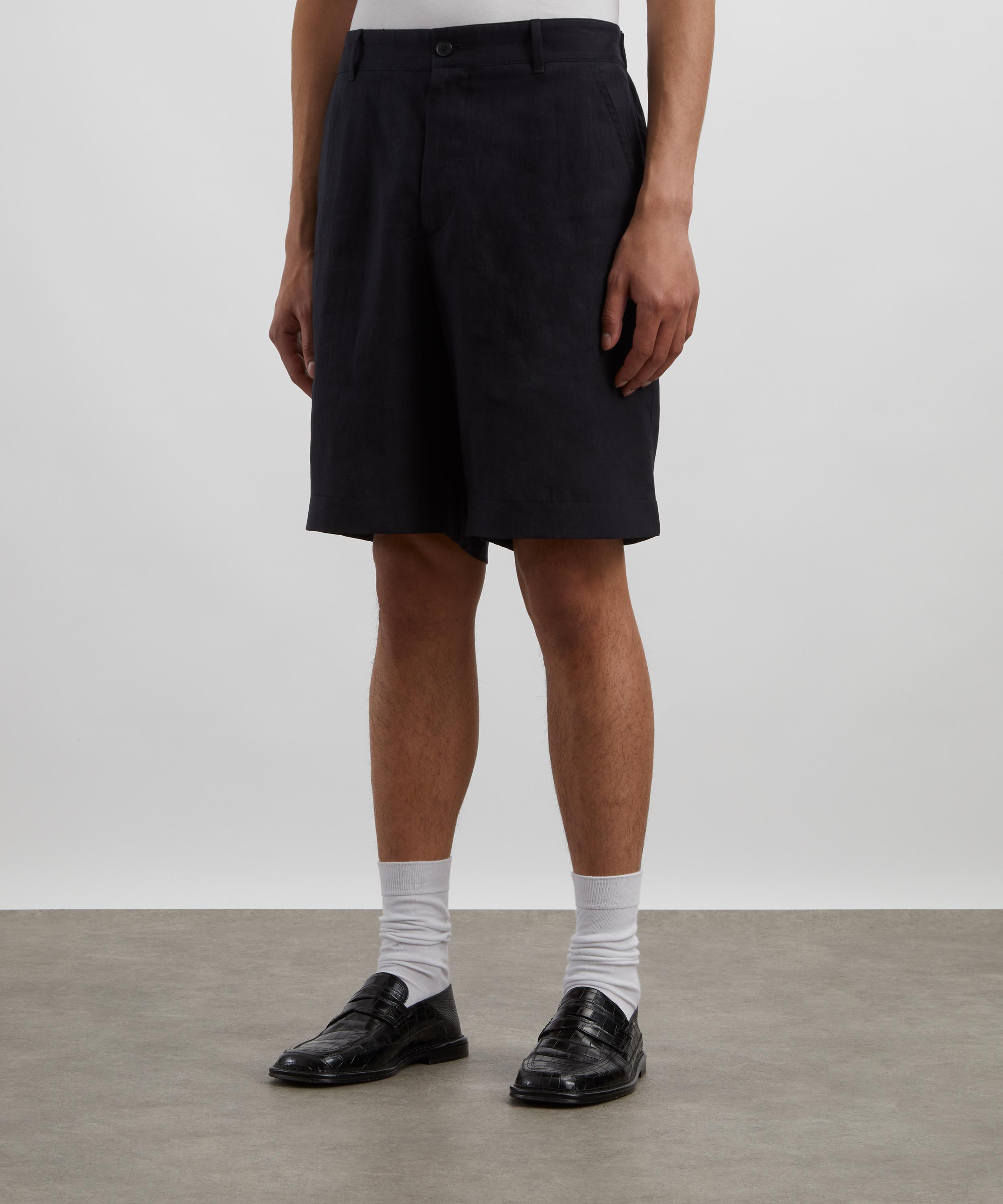 Paul Smith - Navy Elasticated Waist Linen Shorts image number 2
