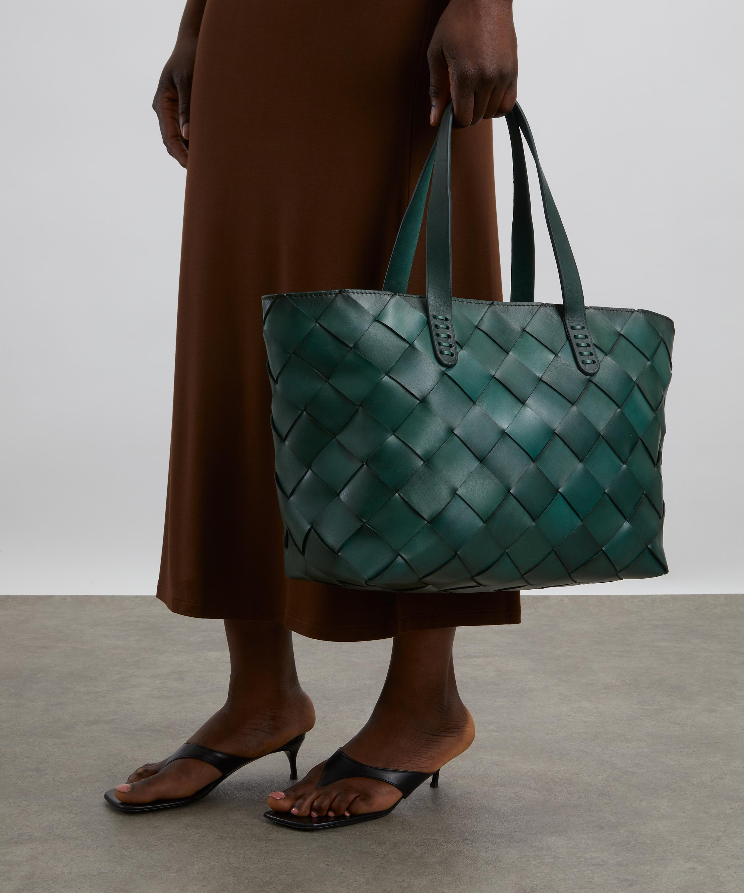Dragon Diffusion - Crossover Tote Bag image number 1