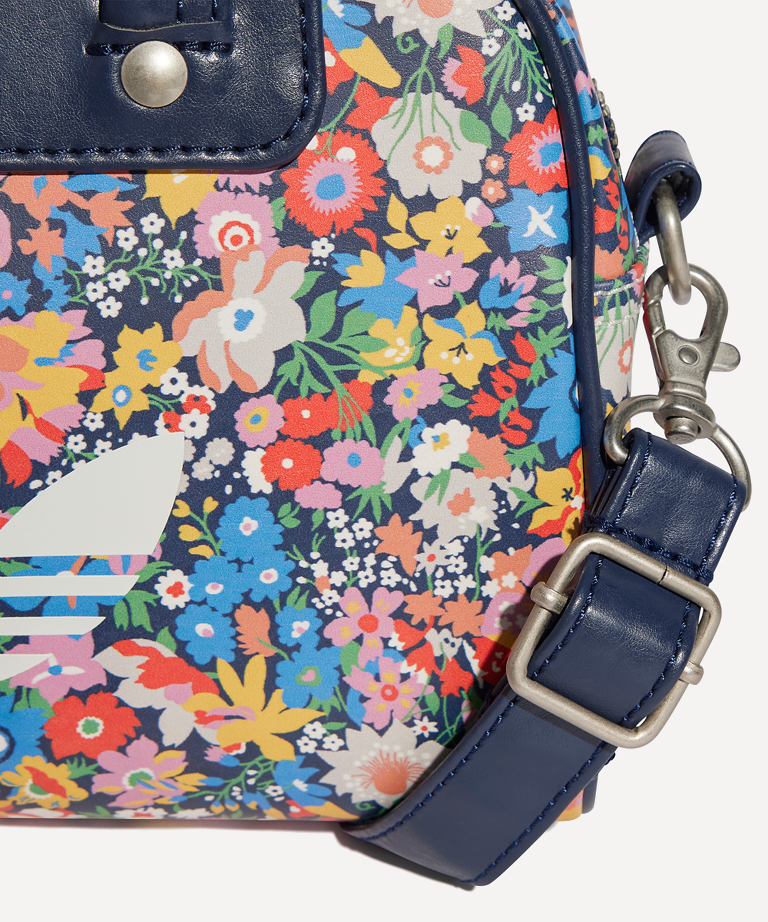 Adidas - x Liberty London Mini Bowling Bag image number 2