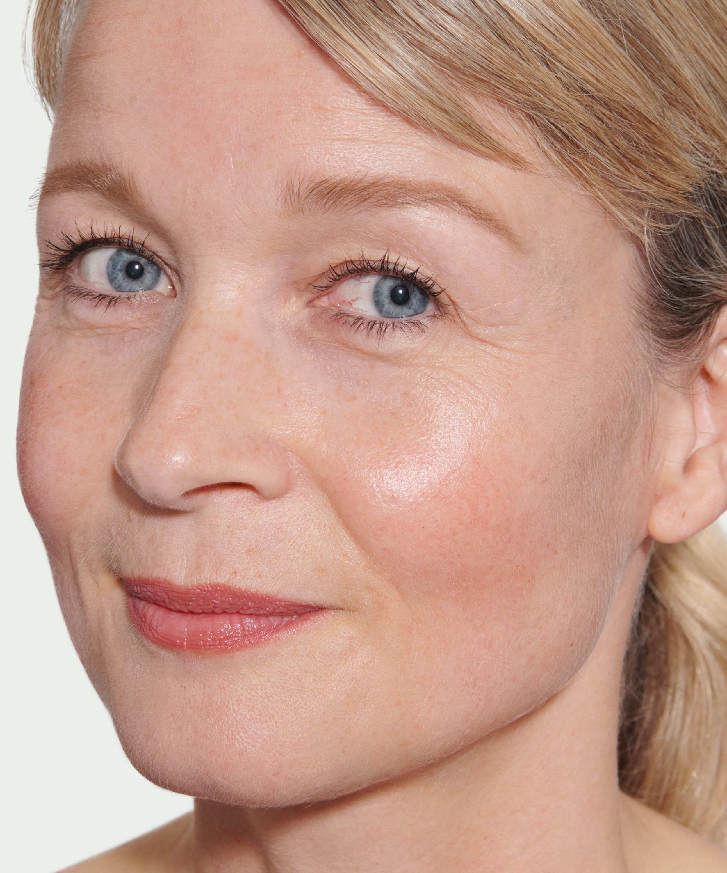 Lisa Eldridge Beauty - Pinpoint Concealer Micro Correcting Pencil 0.04g image number 3