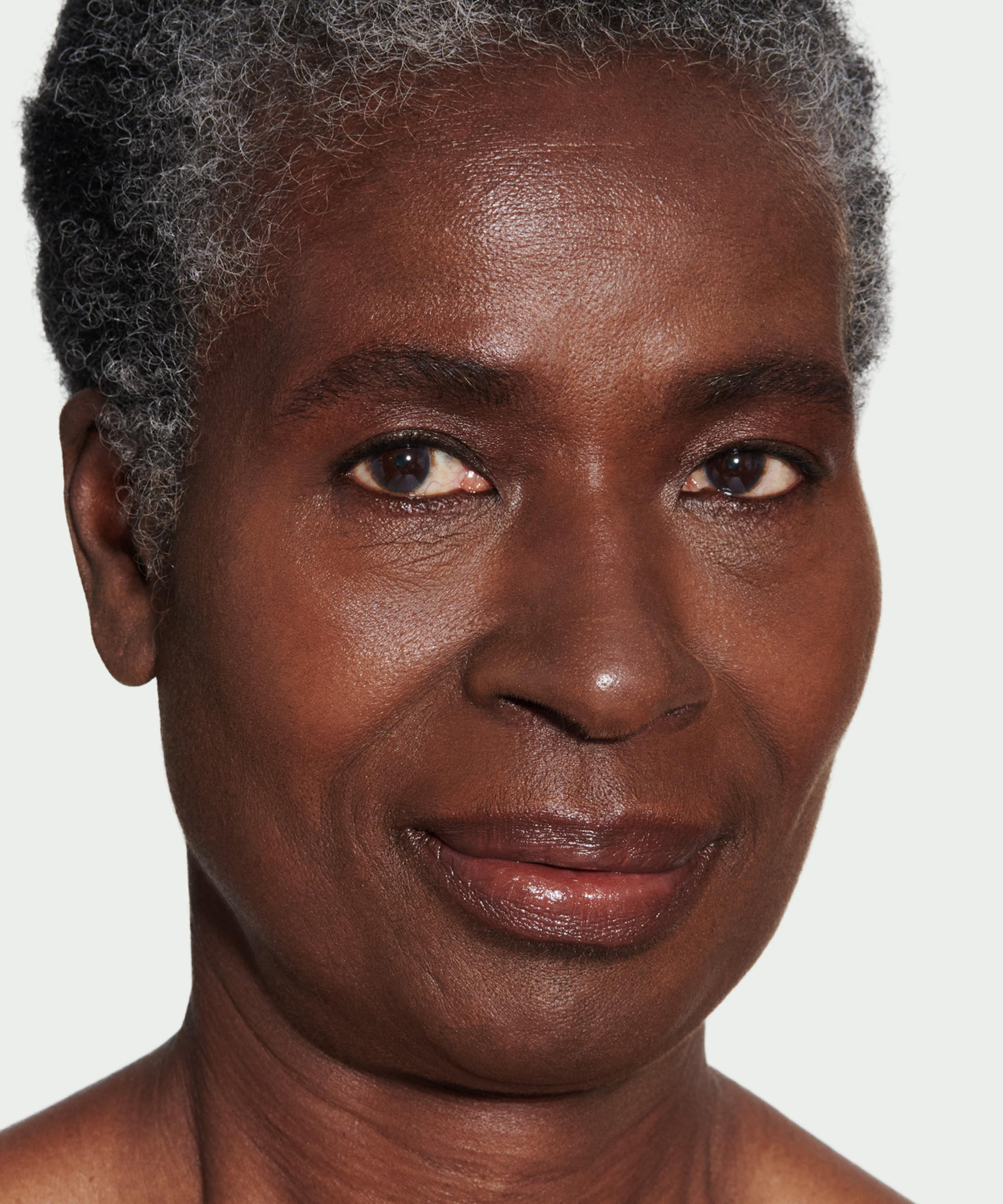 Lisa Eldridge Beauty - Pinpoint Concealer Micro Correcting Pencil 0.04g image number 3