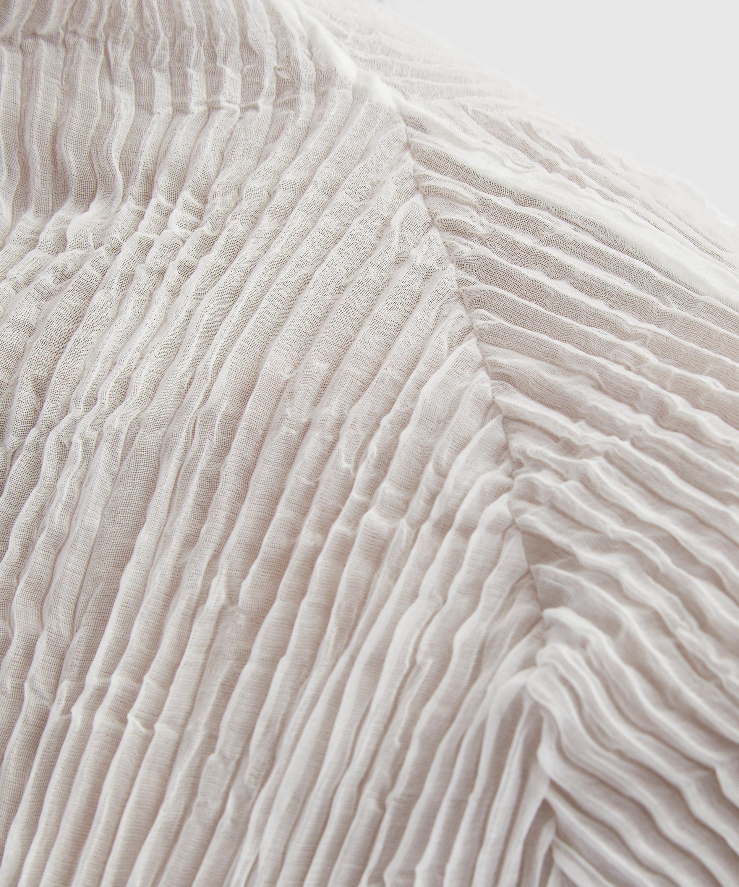 Issey Miyake - CHIFFON TWIST Top image number 4