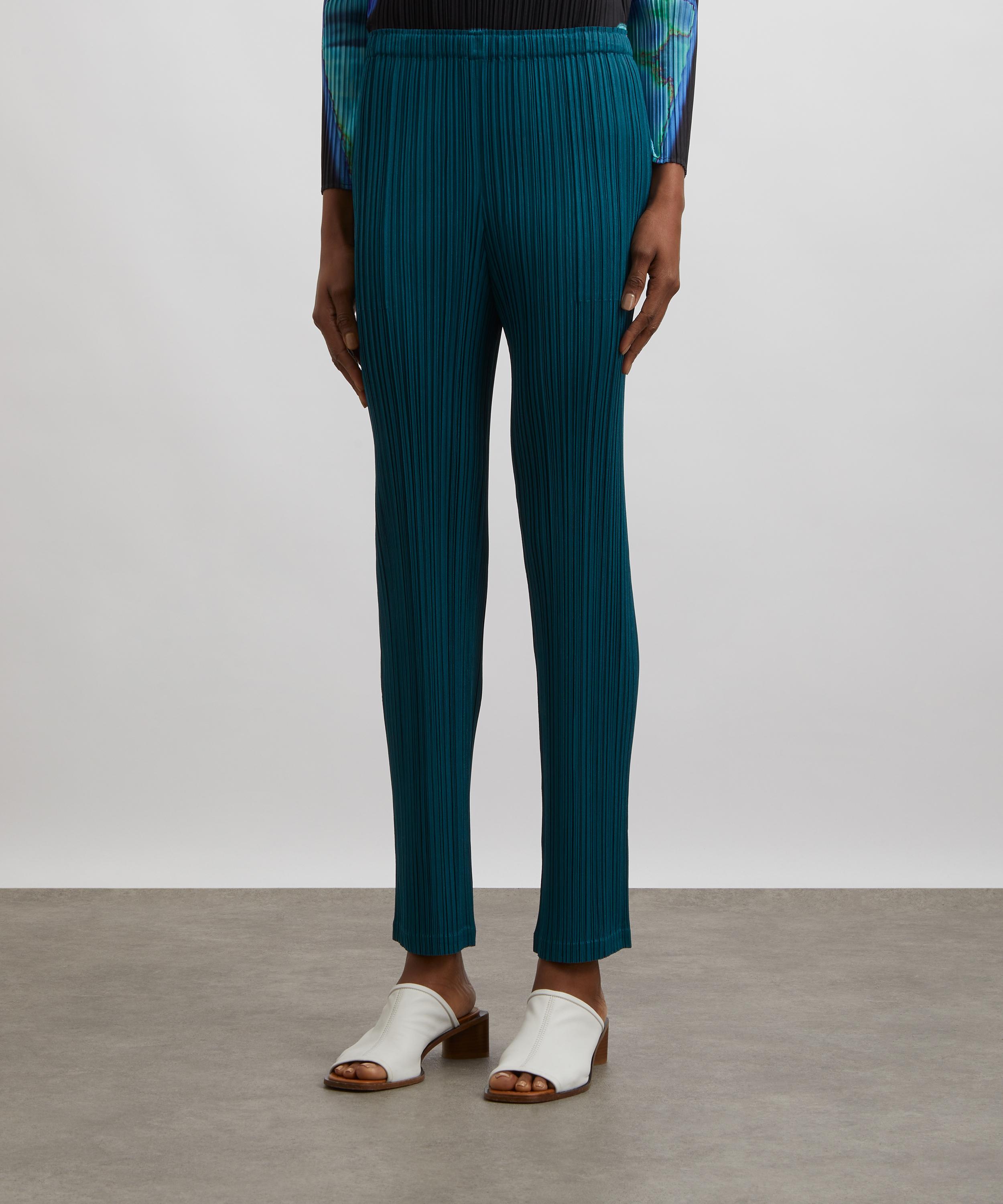 Issey Miyake - MONTHLY COLOURS: JANUARY Pleated Straight-Leg Trousers image number 2