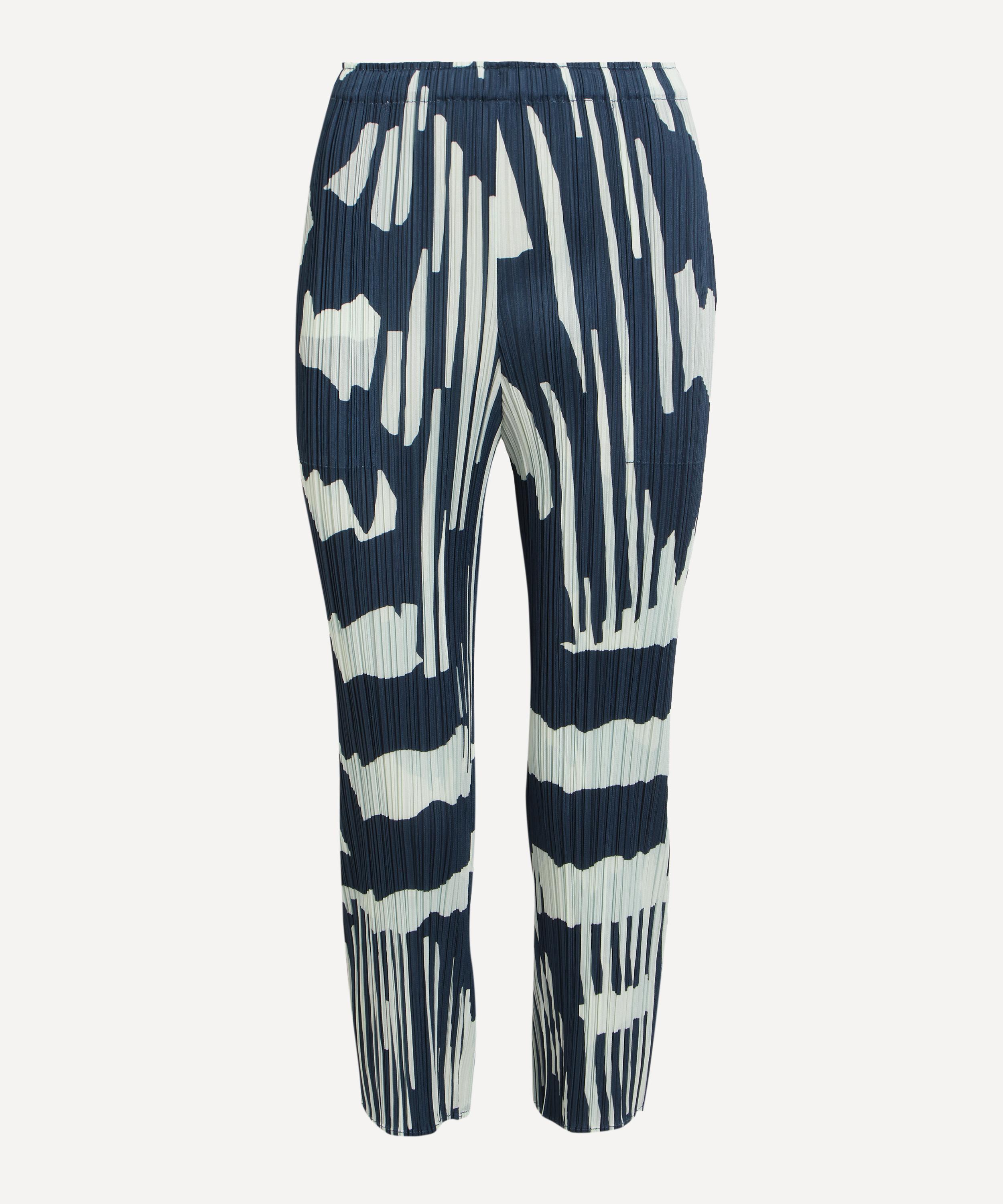 Pleats Please Issey Miyake - REFRACTION Cropped Trousers image number 0