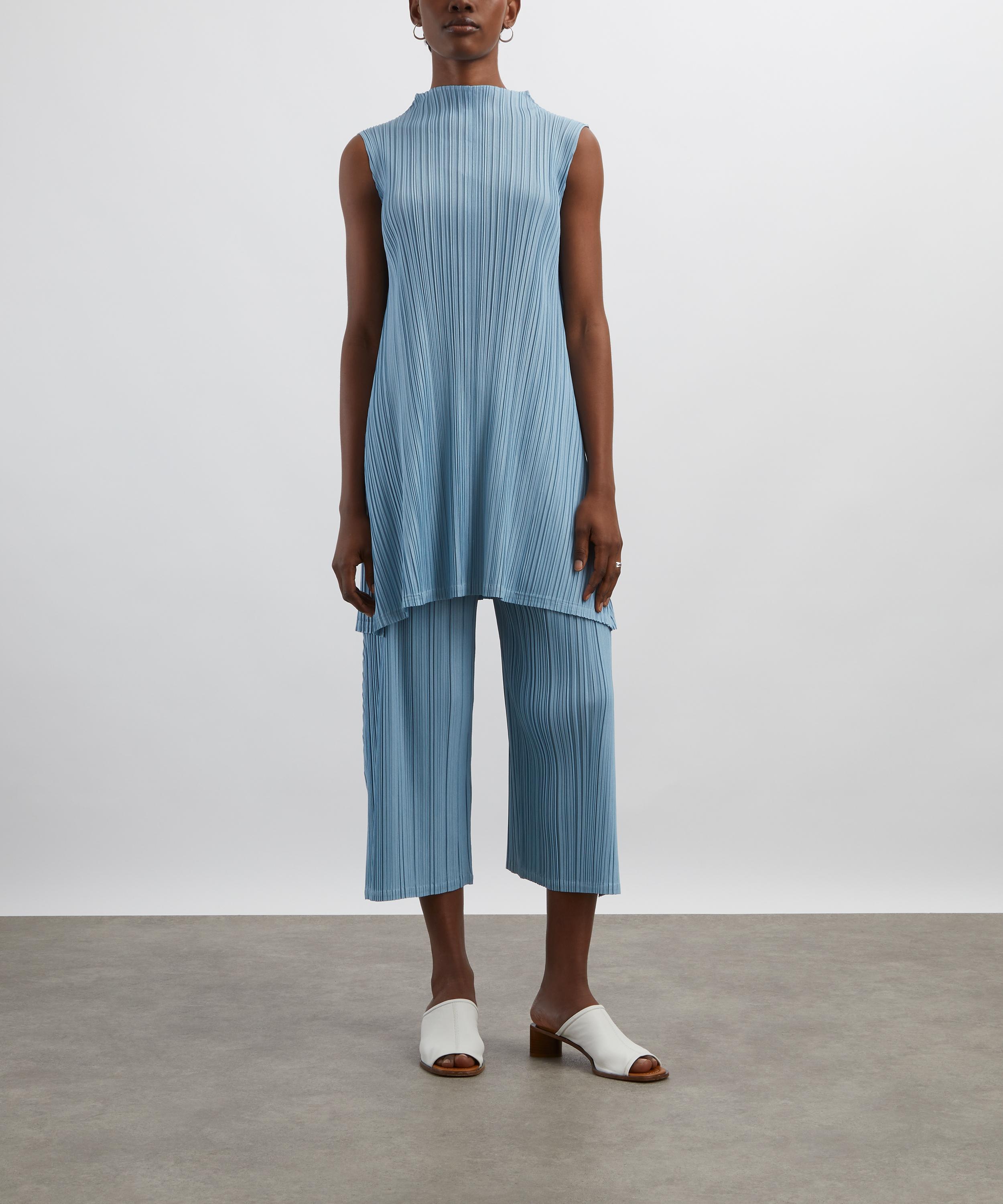 Pleats Please Issey Miyake - MELLOW PLEATS Cropped Wide-Leg Trousers image number 1