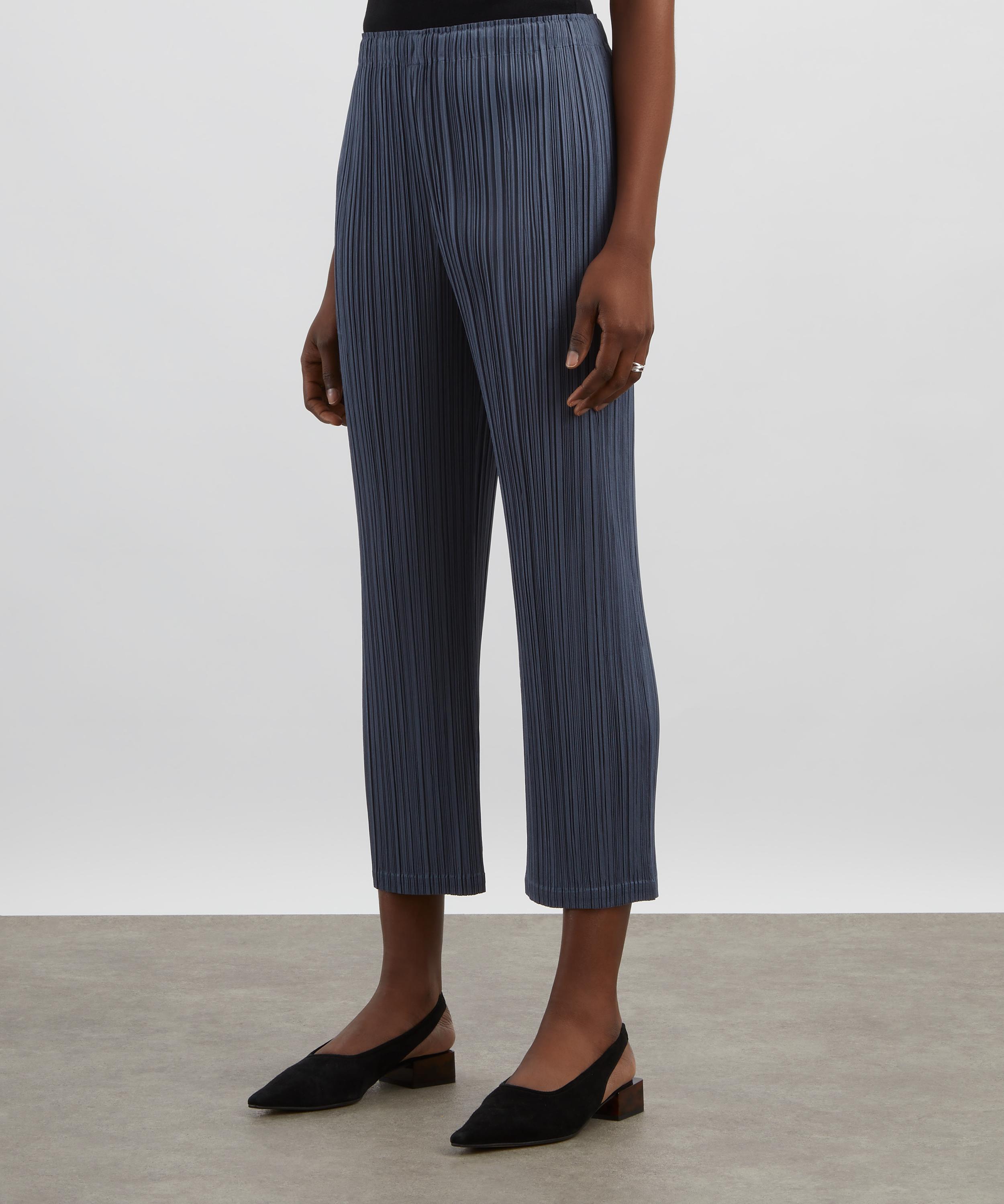Pleats Please Issey Miyake - MONTHLY COLOURS: MAY Cropped Trousers image number 2
