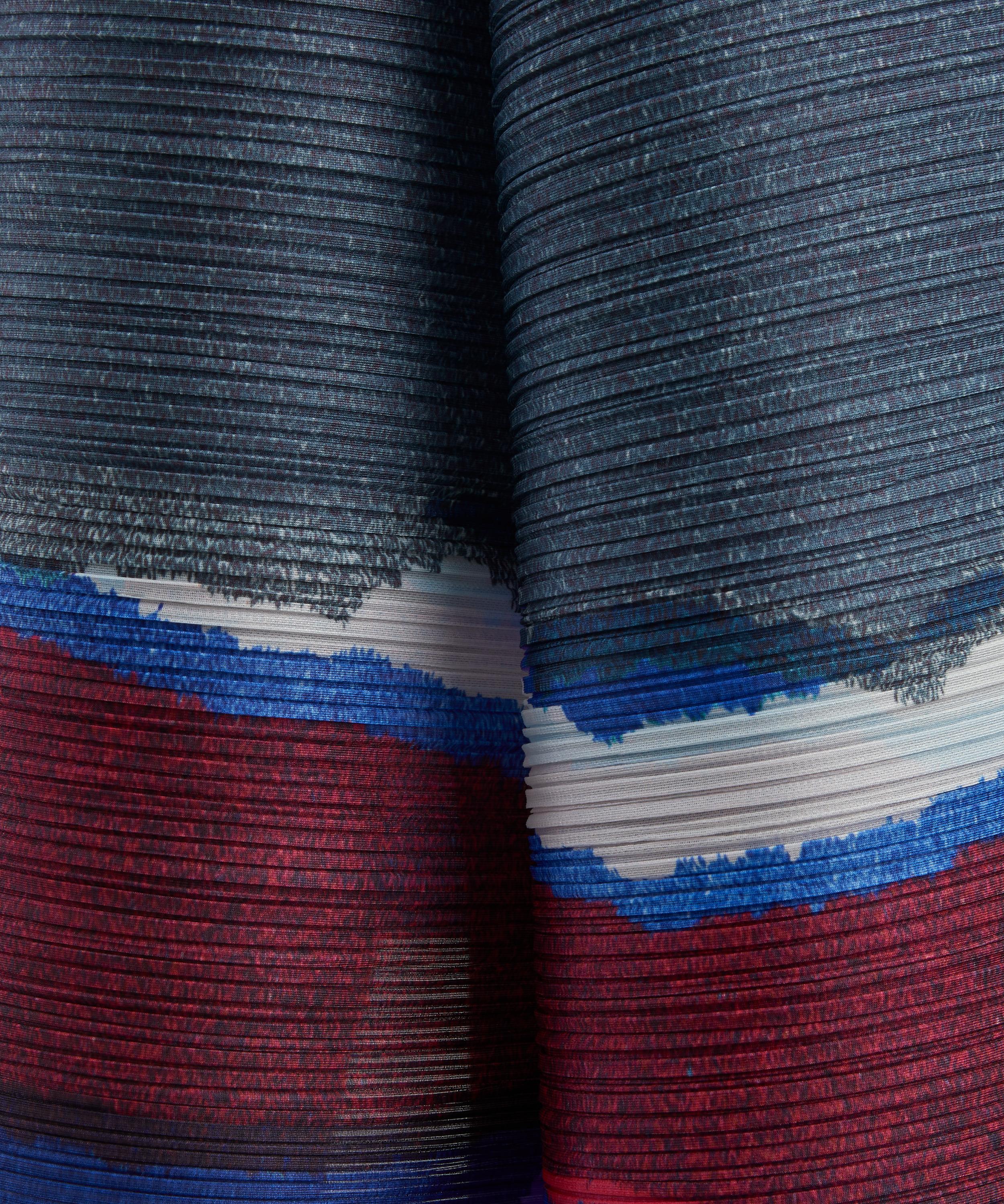 Pleats Please Issey Miyake - GRAINY COLOURS Pleated Midi Skirt image number 4